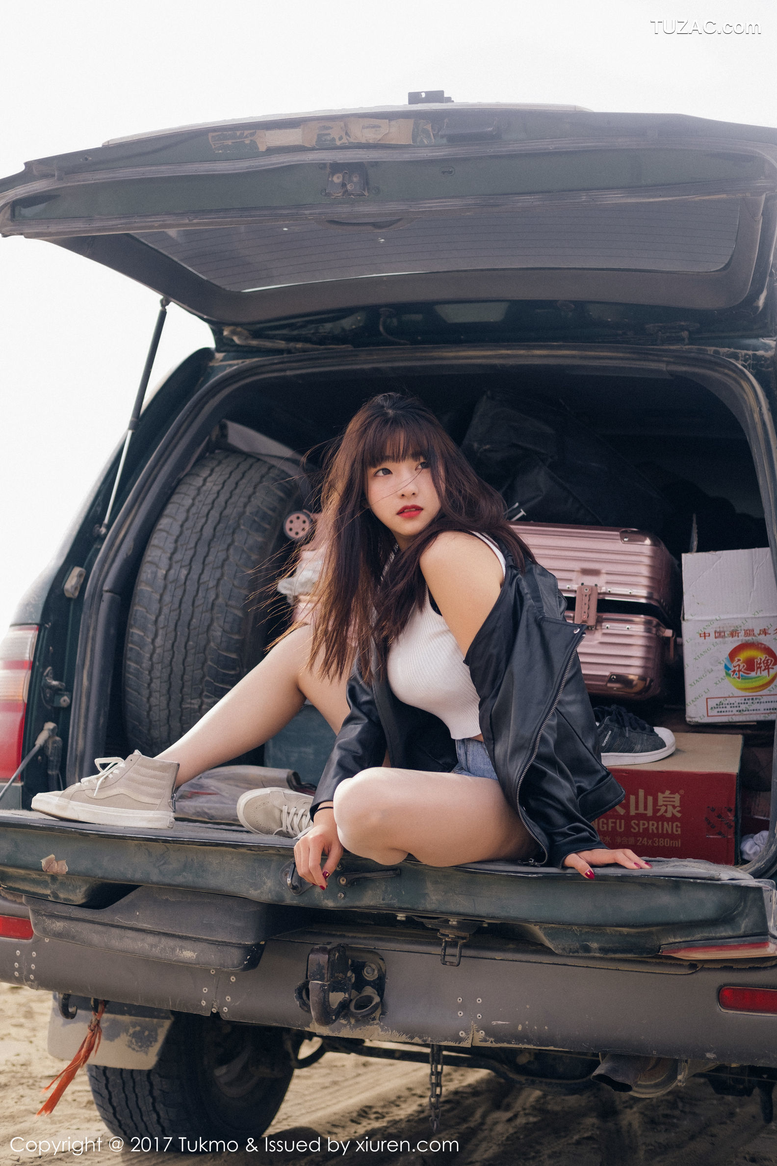 Tukmo兔几盟-Vol.100-球球-开越野车的美女