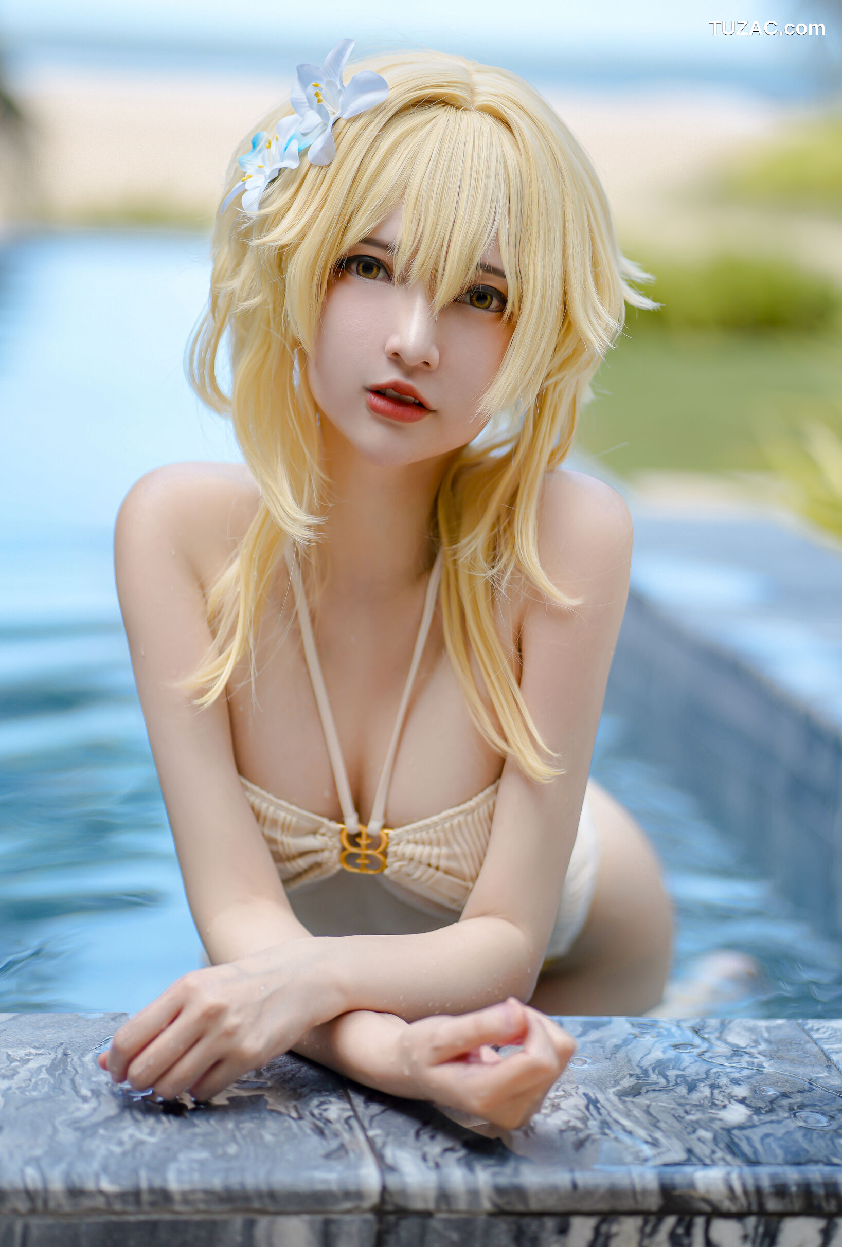 Potato-Godzilla-Lumine-Bikini-狼人路姆尼-比基尼