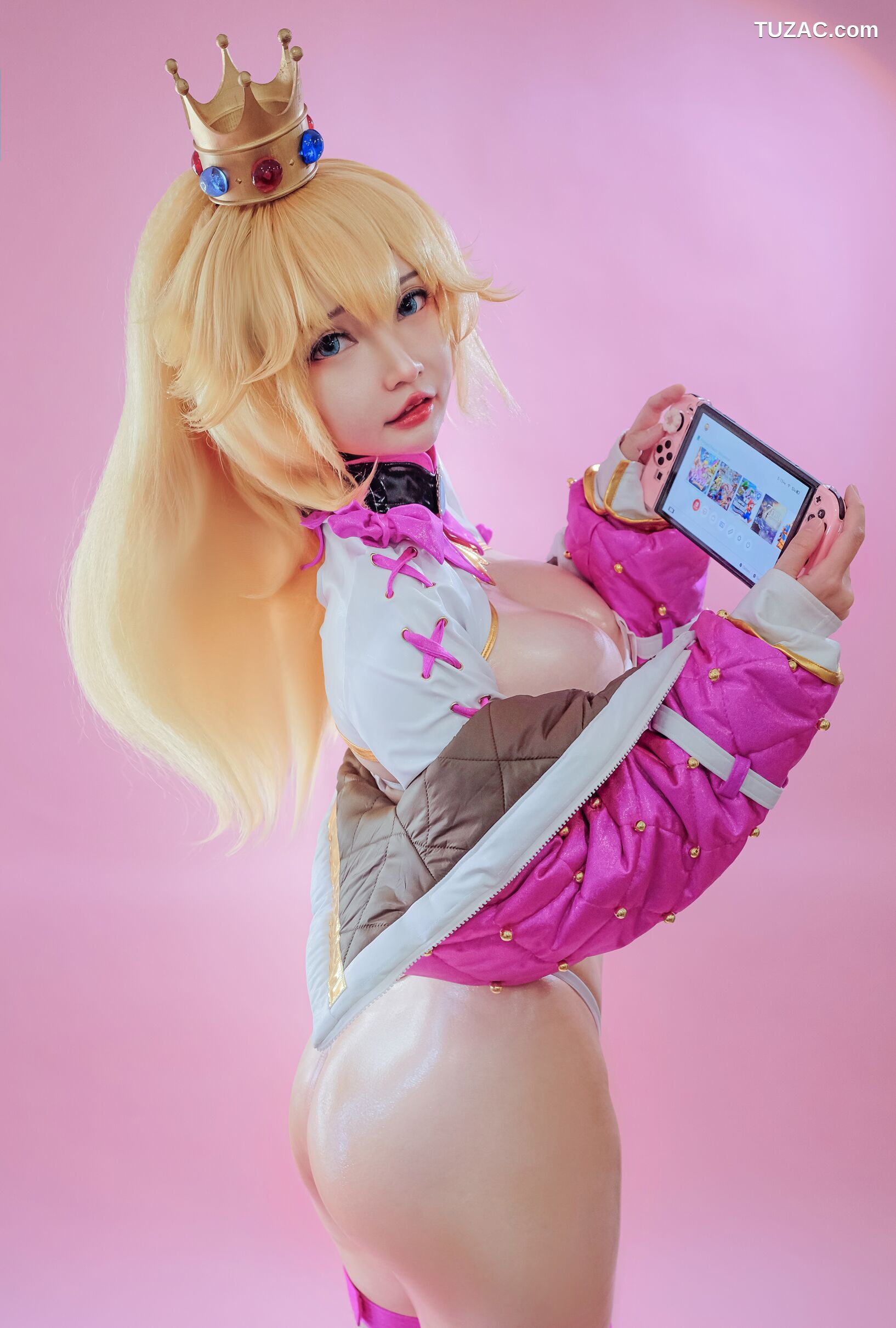 Potato-Godzilla-Peach-Gamer-Girl