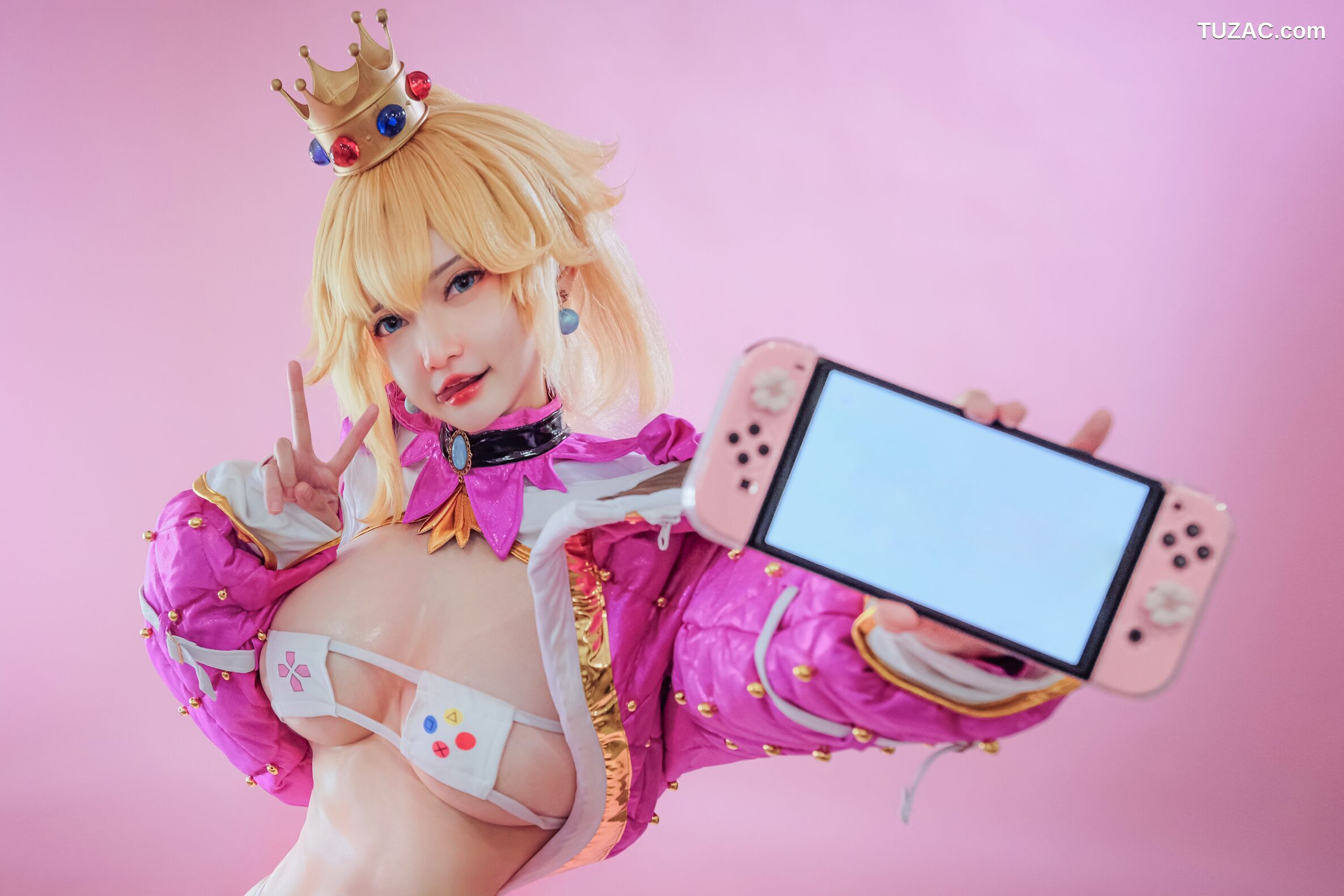 Potato-Godzilla-Peach-Gamer-Girl