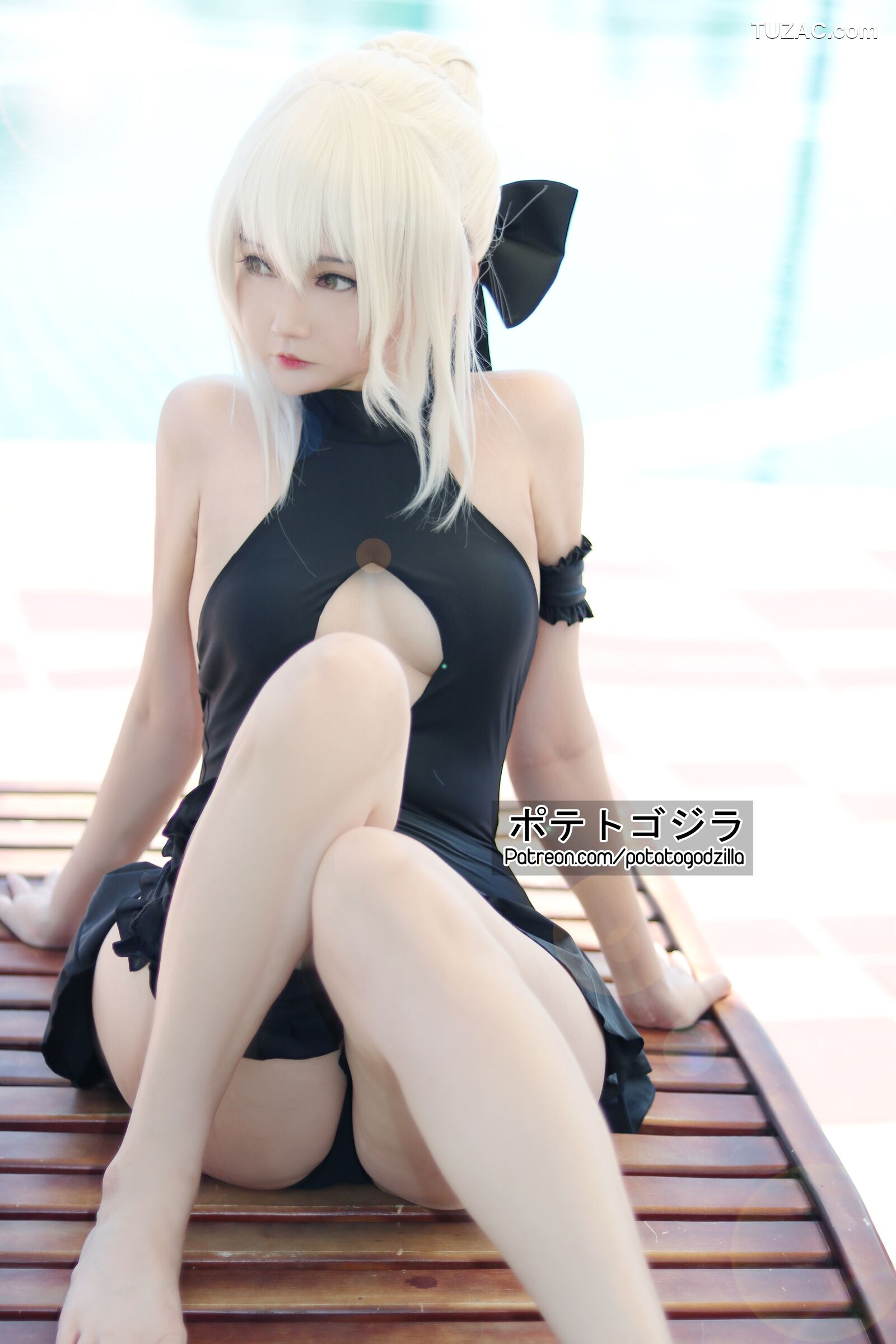 Potato-Godzilla-Saber-Alter-Swimsuit