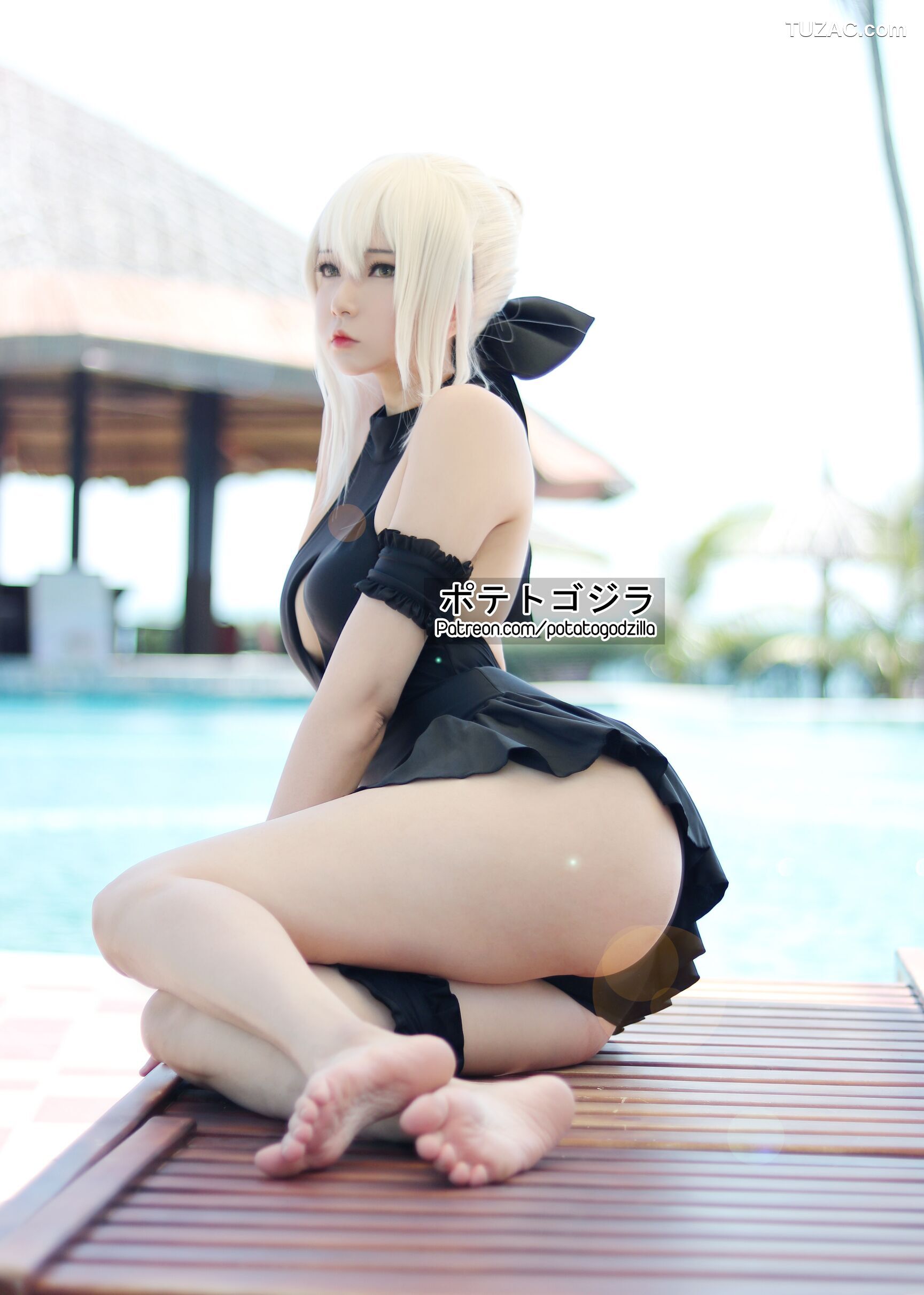 Potato-Godzilla-Saber-Alter-Swimsuit