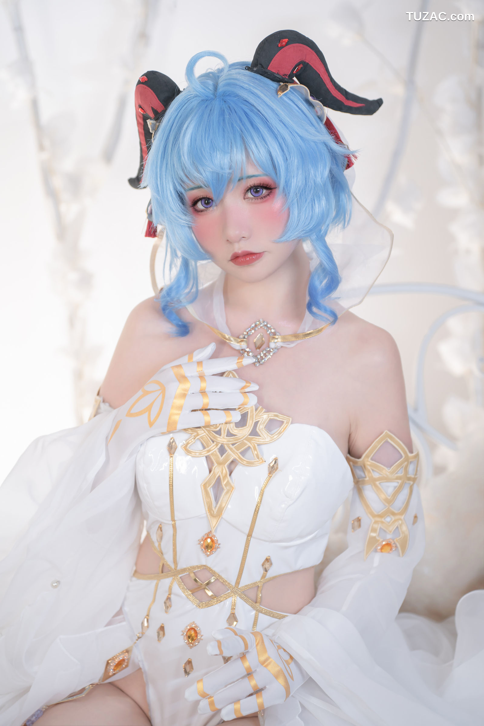 爆机少女喵小吉-12月T3-双子：最强冰雪组合