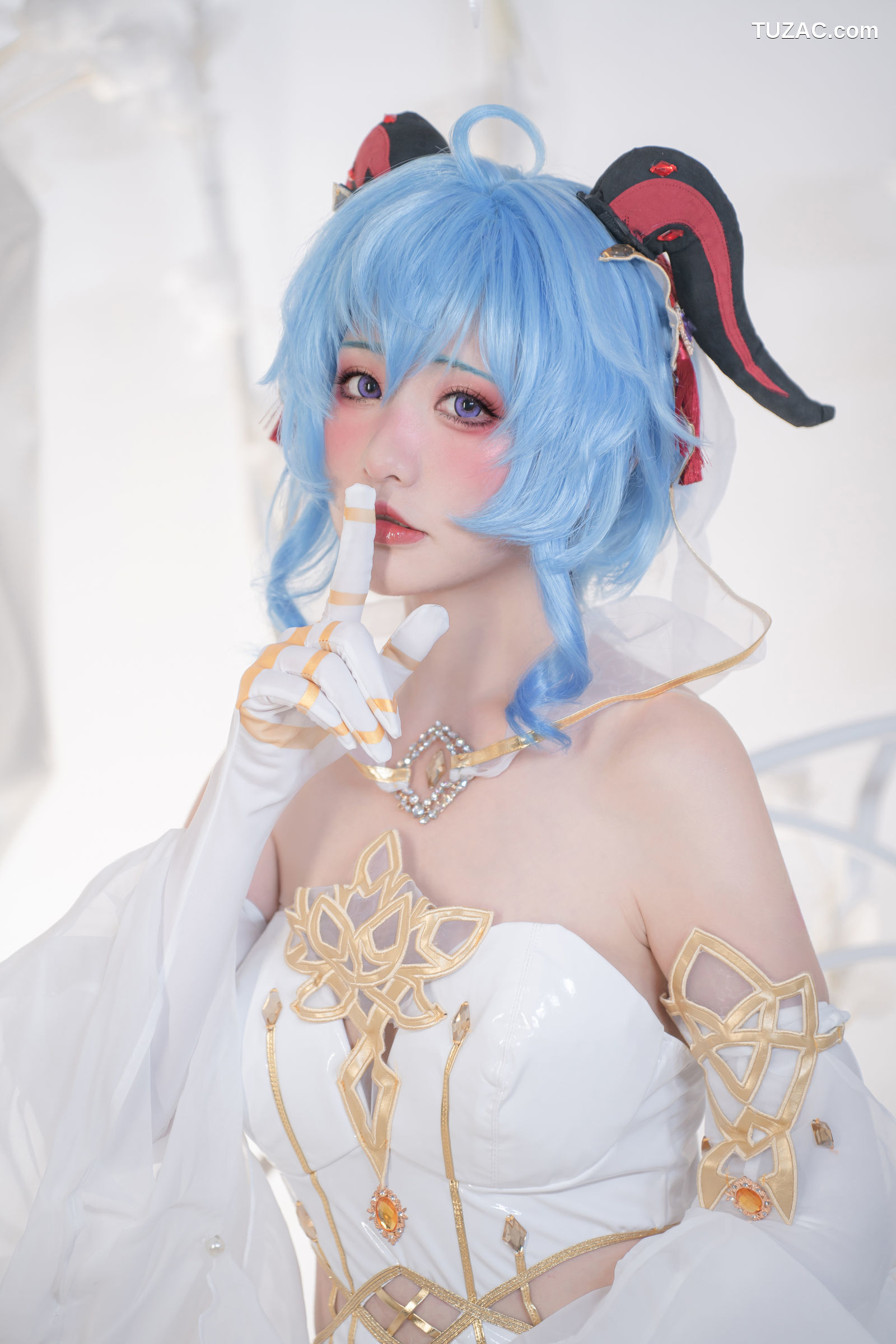 爆机少女喵小吉-12月T3-双子：最强冰雪组合