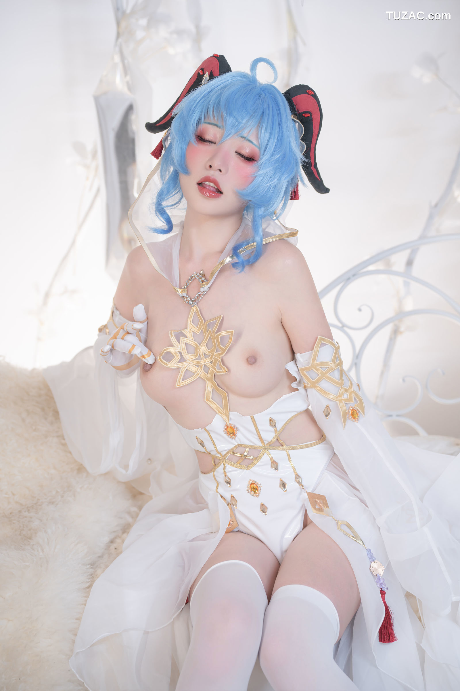 爆机少女喵小吉-12月T3-双子：最强冰雪组合