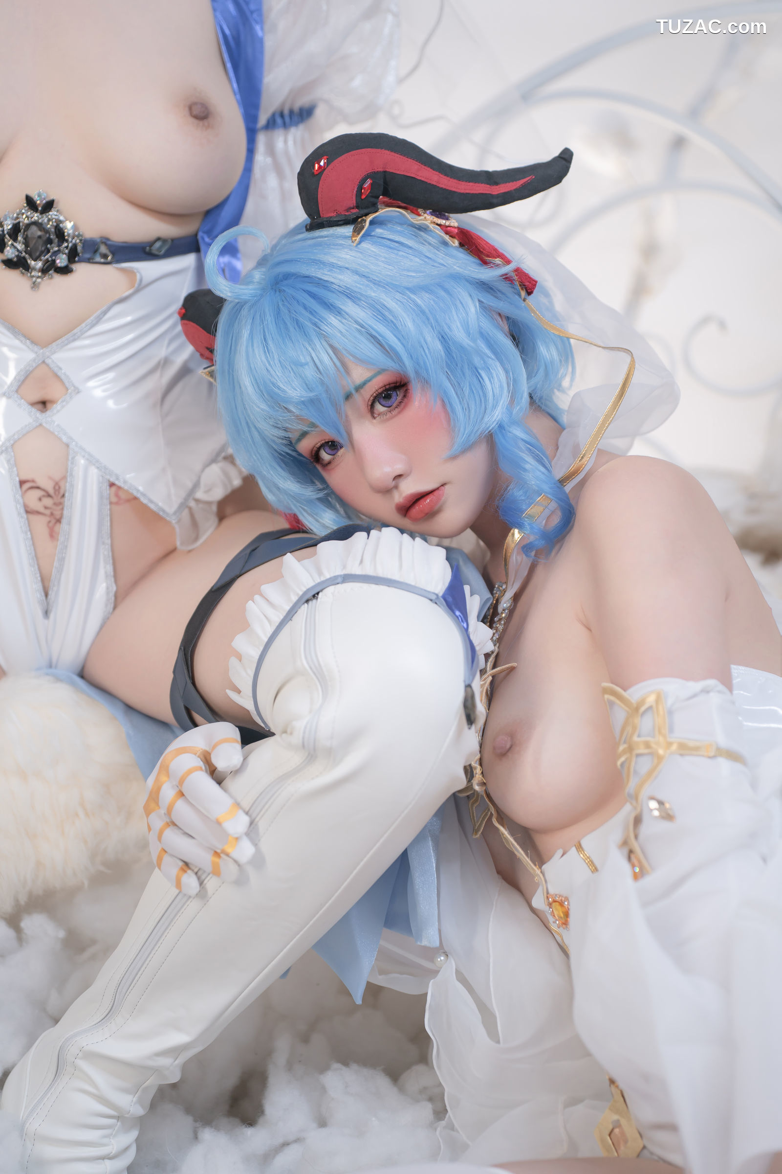爆机少女喵小吉-12月T3-双子：最强冰雪组合