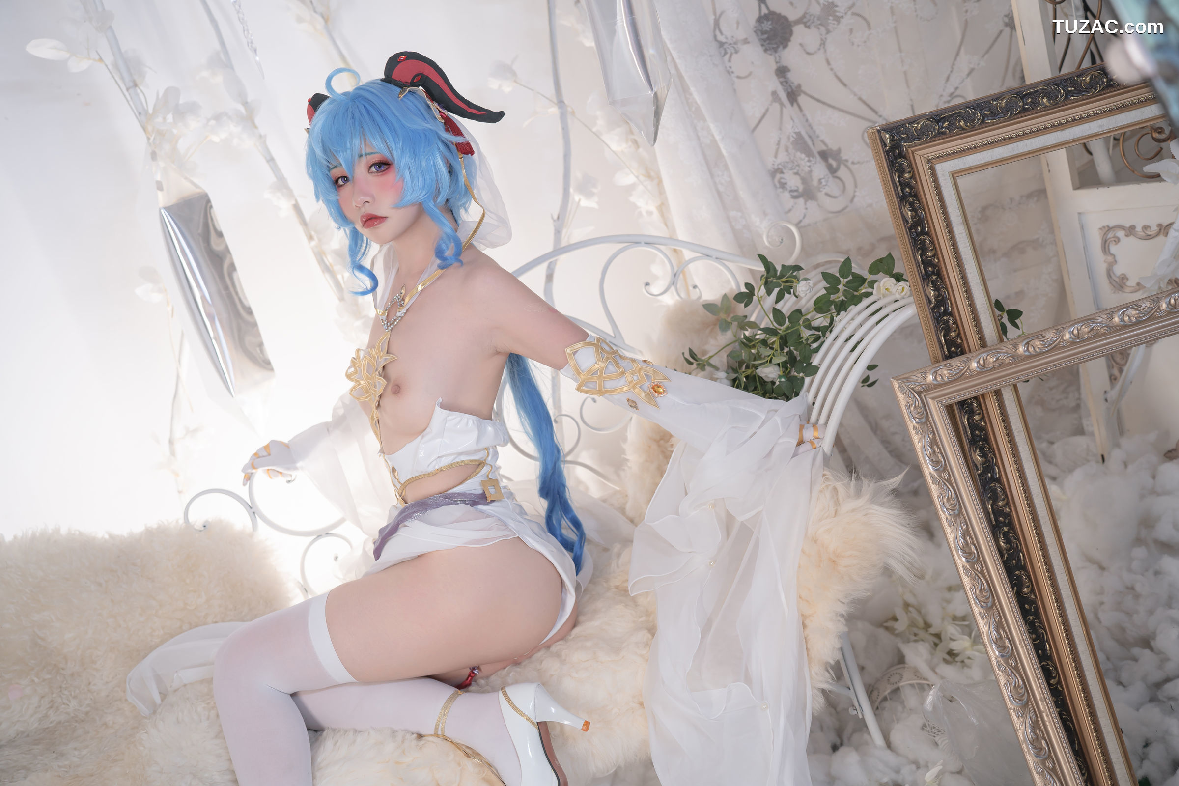 爆机少女喵小吉-12月T3-双子：最强冰雪组合