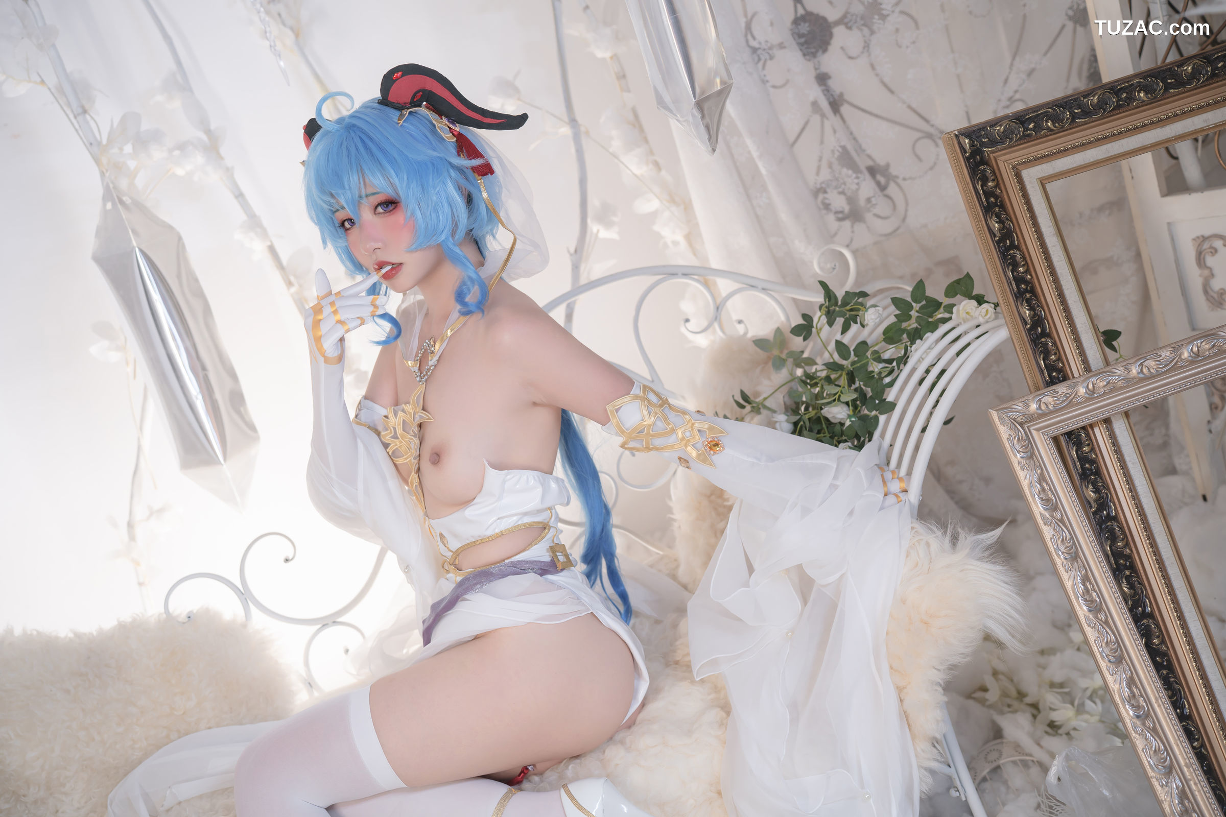 爆机少女喵小吉-12月T3-双子：最强冰雪组合