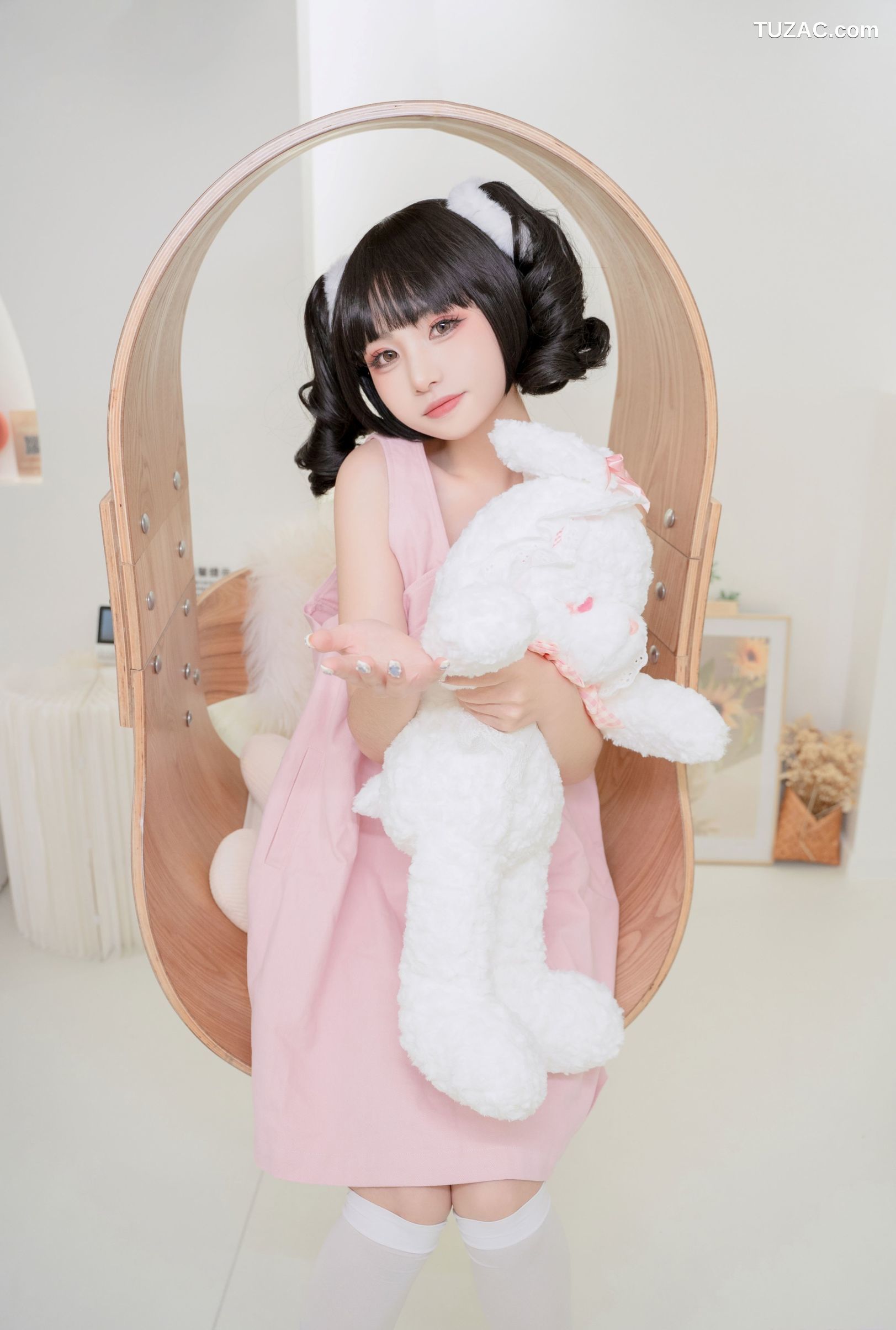 爆机少女喵小吉-蜜桃乌龙