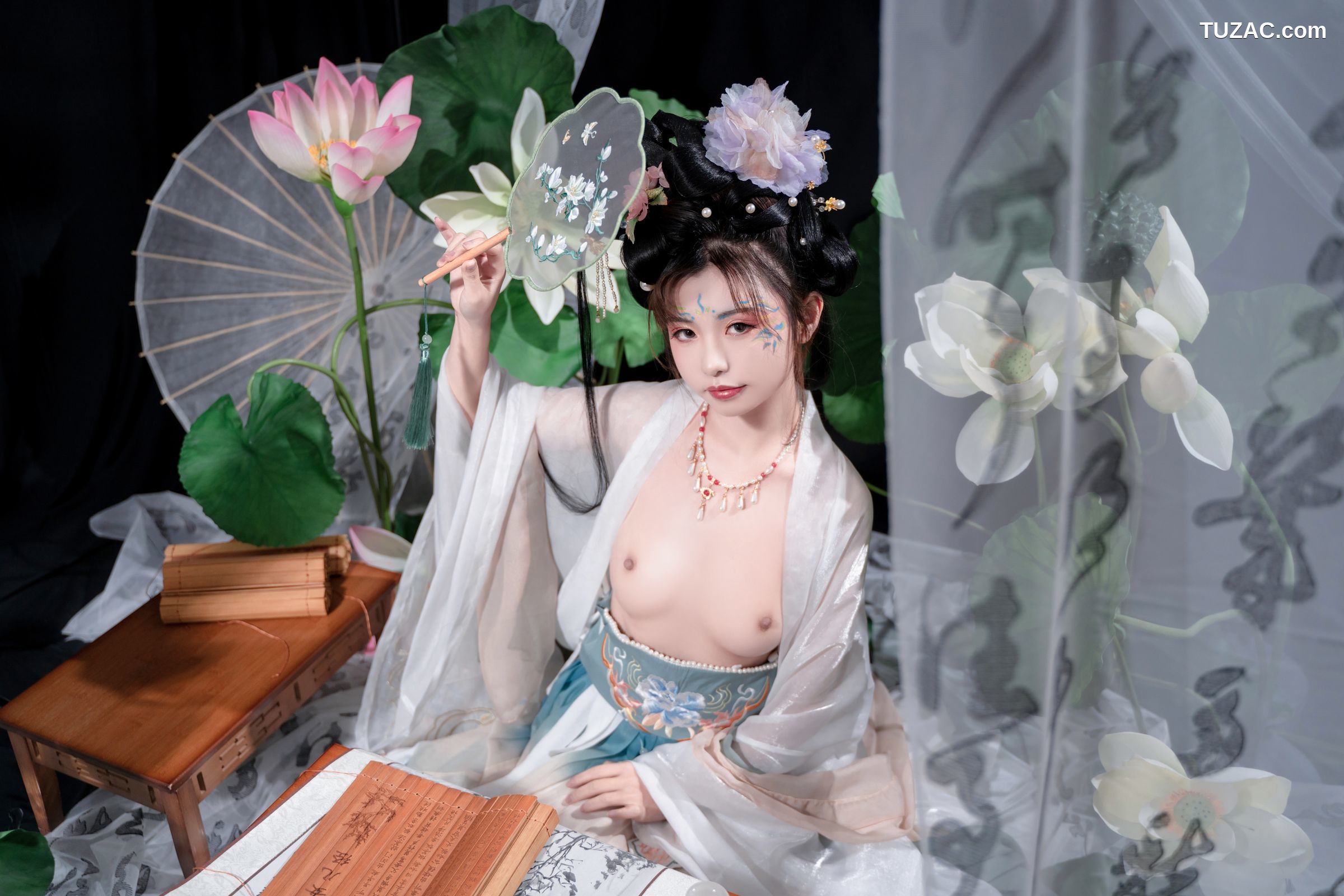 爆机少女喵小吉-月华清