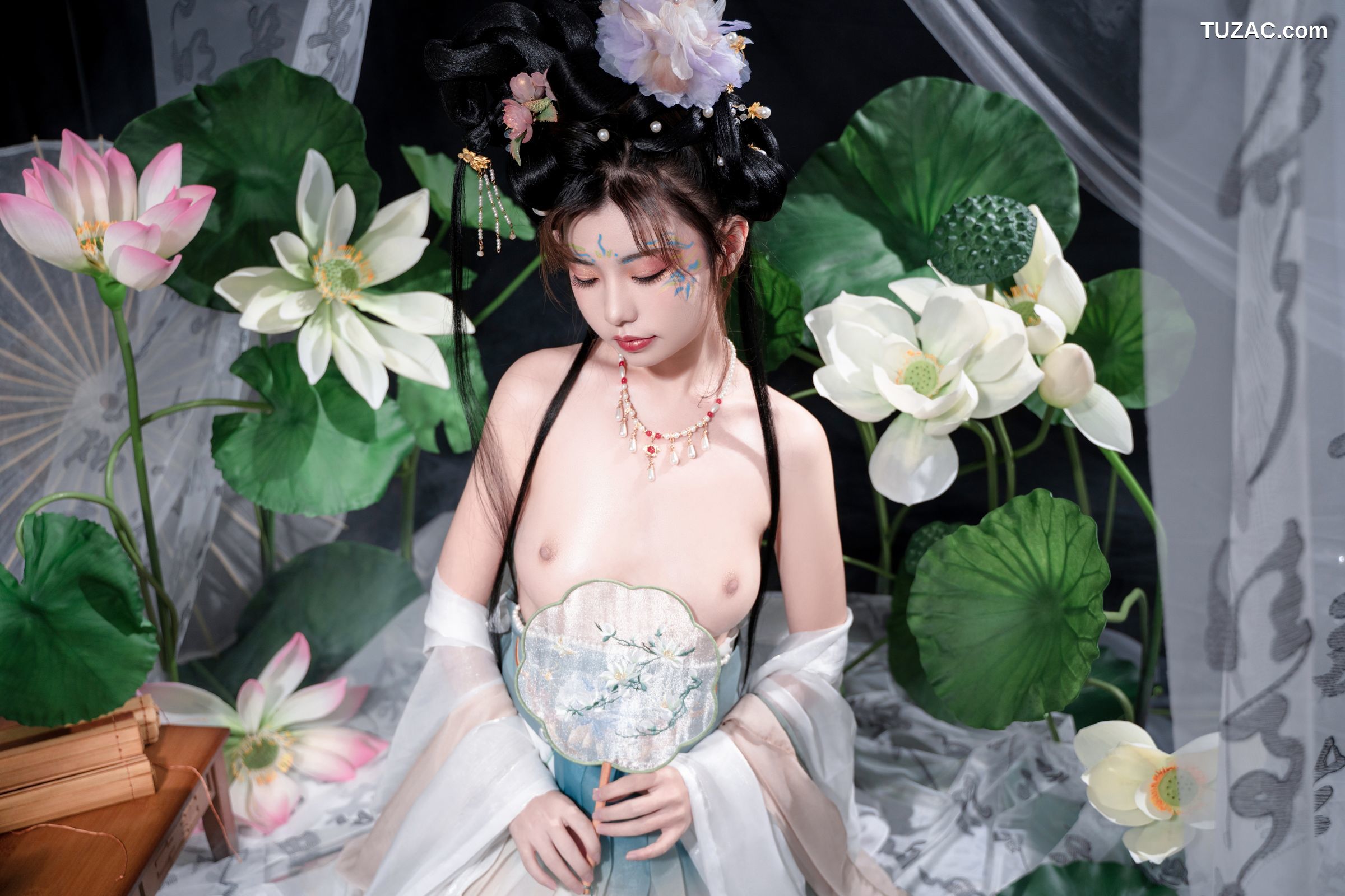 爆机少女喵小吉-月华清