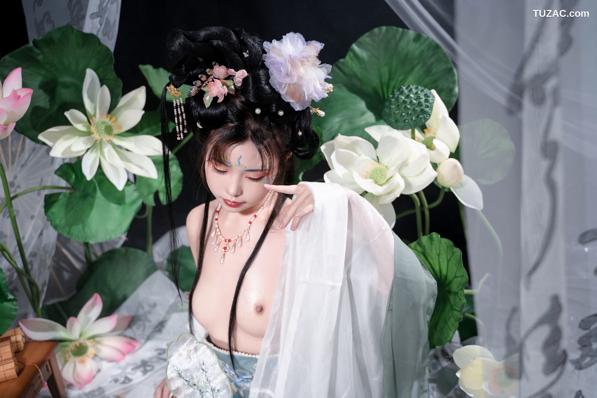 爆机少女喵小吉-月华清
