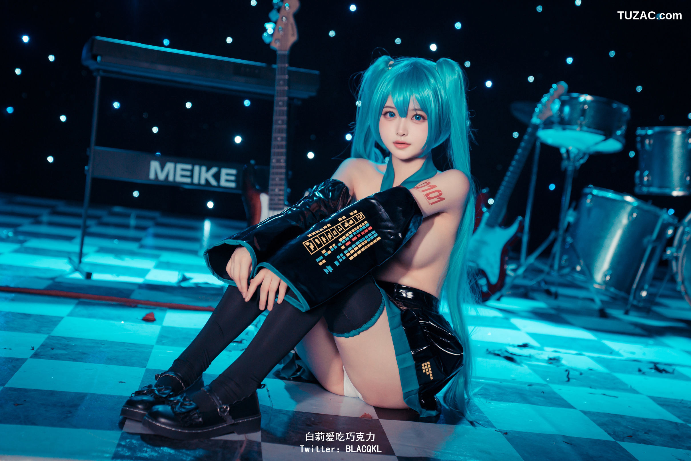 白莉爱吃巧克力-miku