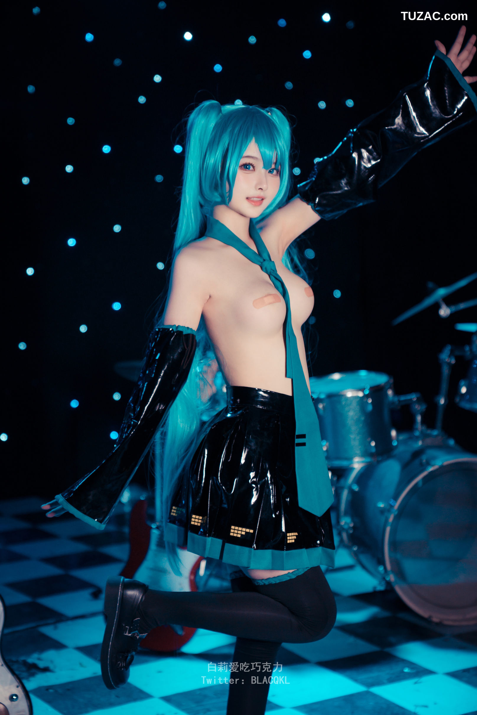 白莉爱吃巧克力-miku