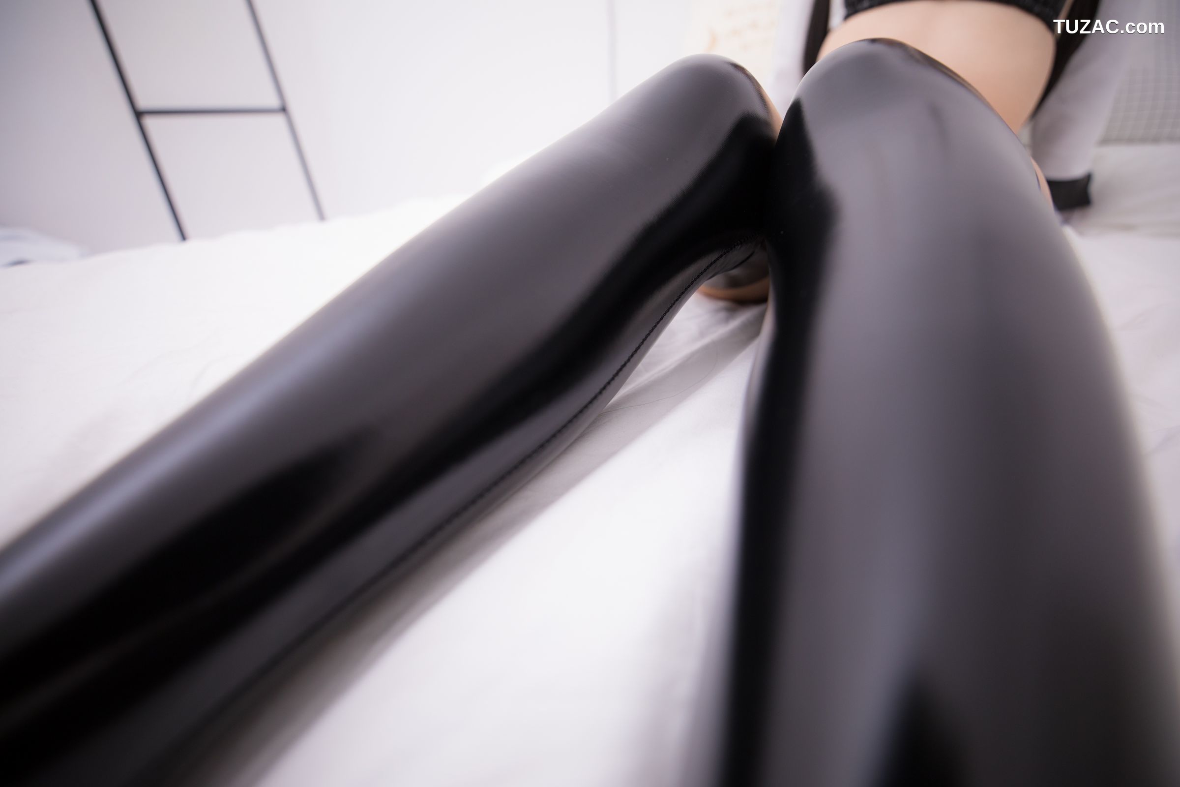 神楽坂真冬-001-胶袜-ATAGO-LATEX