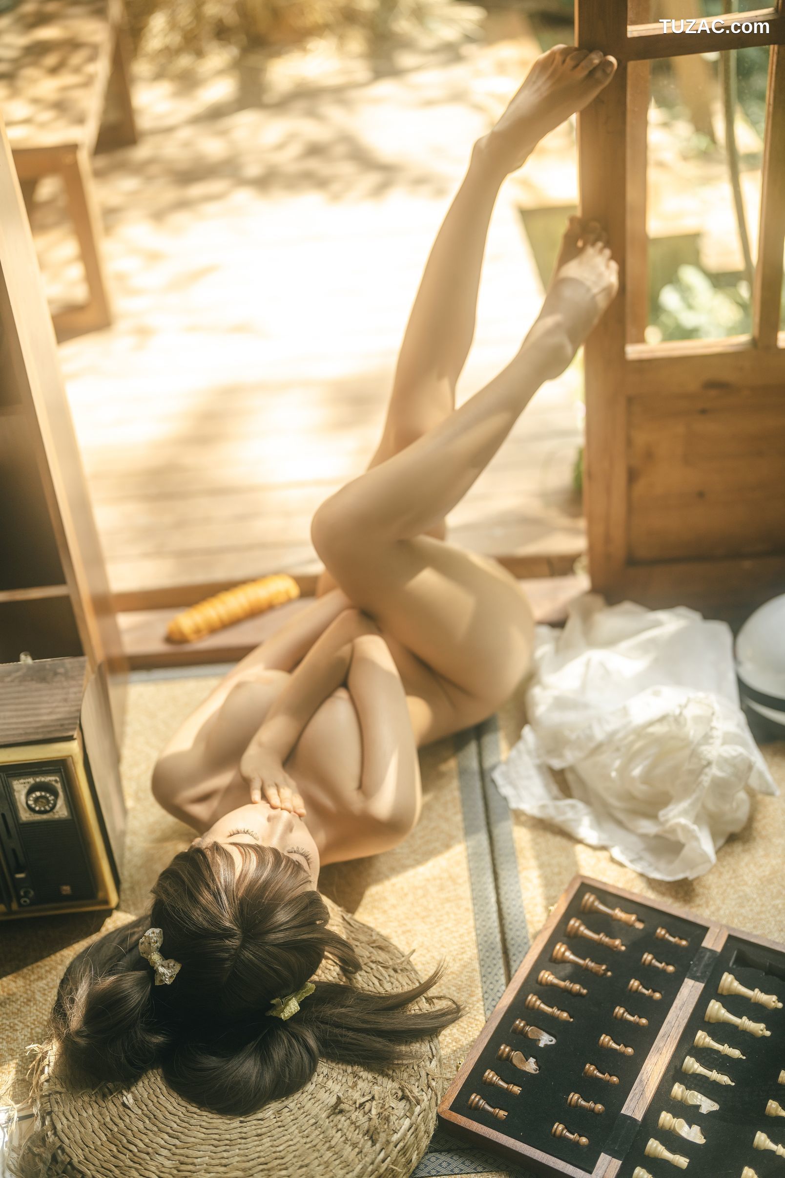 蠢沫沫-夏-白吊带