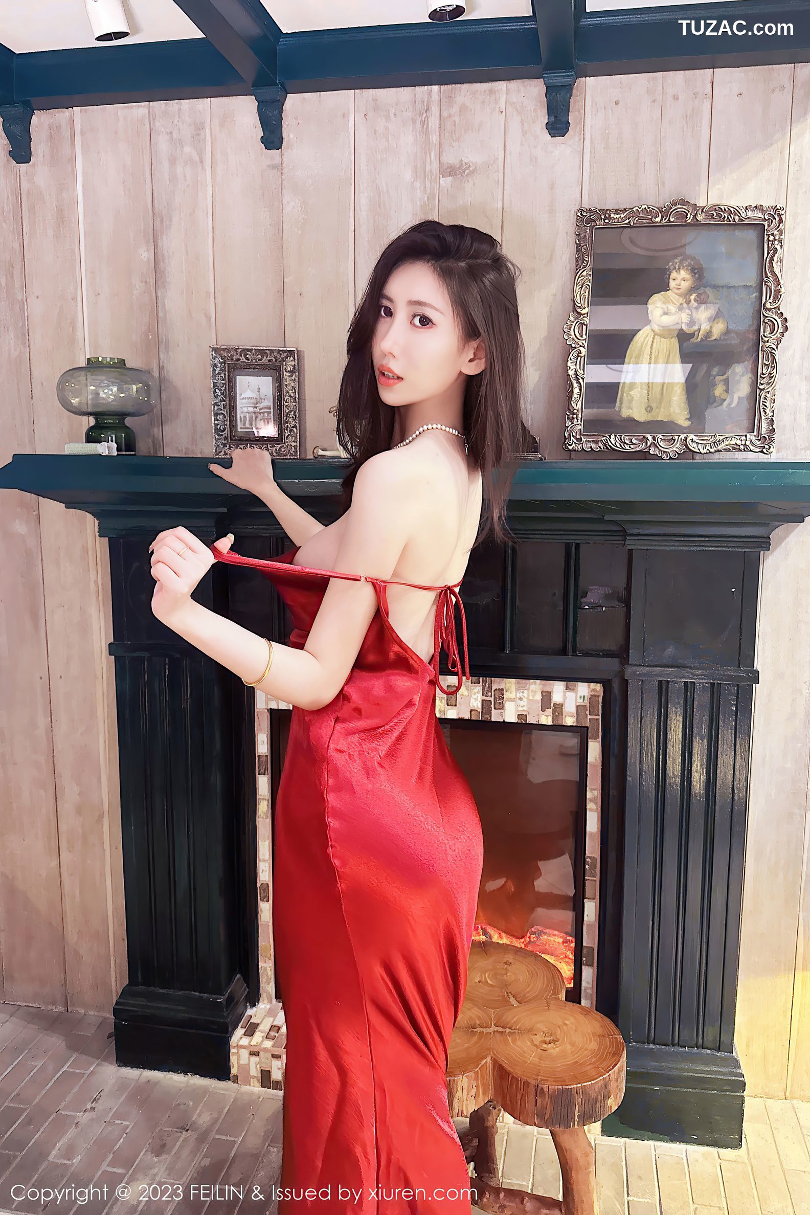 FeiLin嗲囡囡-467-章芃芃-红色吊带裸背礼服裙黑丝-2023.08.29