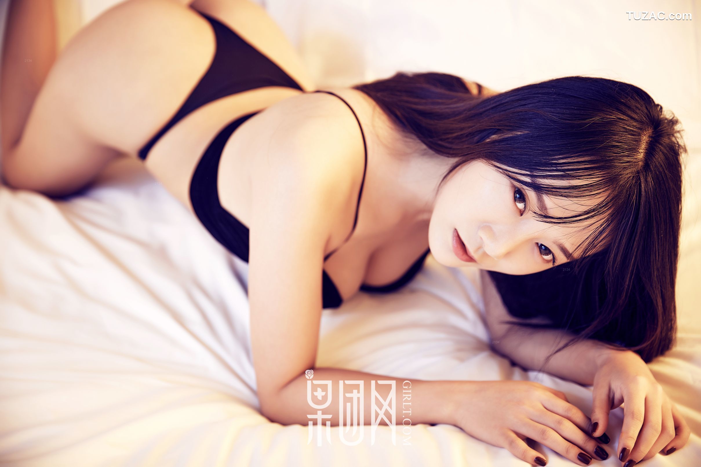 GIRLT果团网-126-何嘉颖-36d大胸内衣-比基尼模特