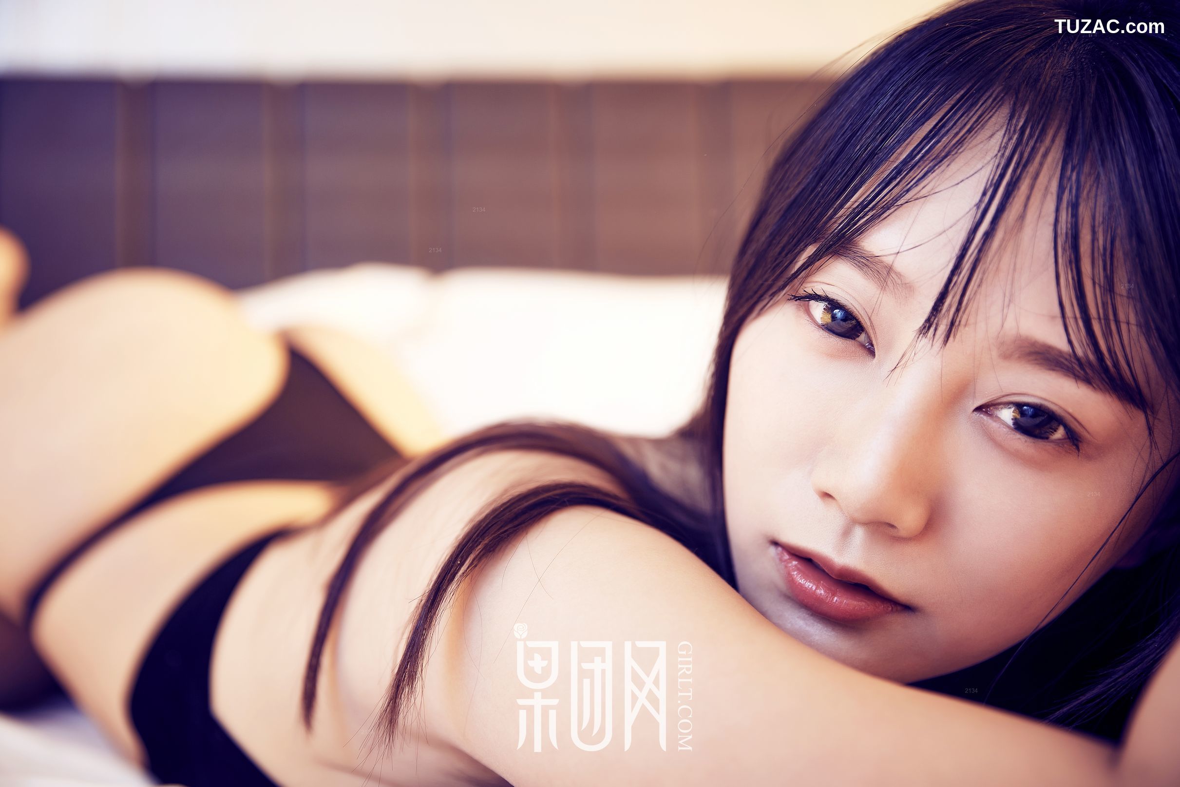 GIRLT果团网-126-何嘉颖-36d大胸内衣-比基尼模特