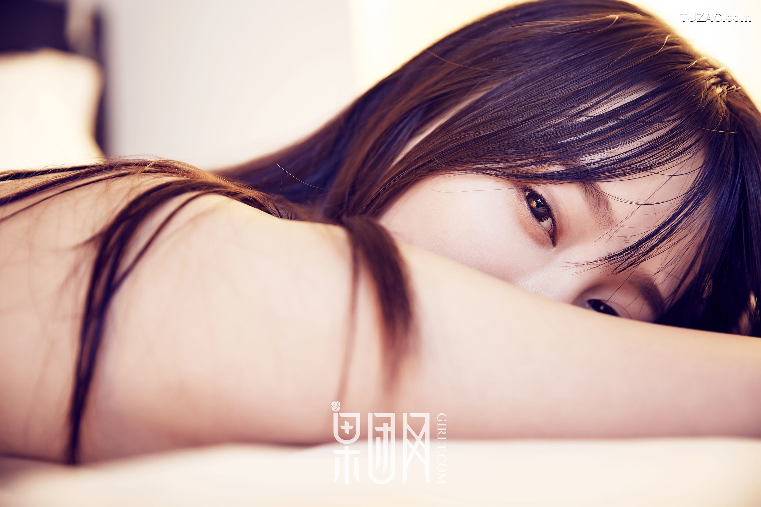 GIRLT果团网-126-何嘉颖-36d大胸内衣-比基尼模特