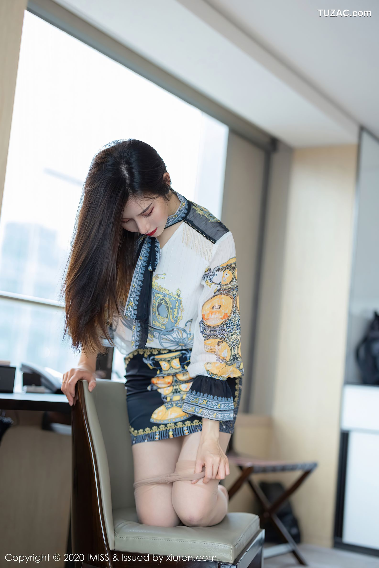 IMiss爱蜜社-525-气质美女-vanessa-丝袜美腿写真
