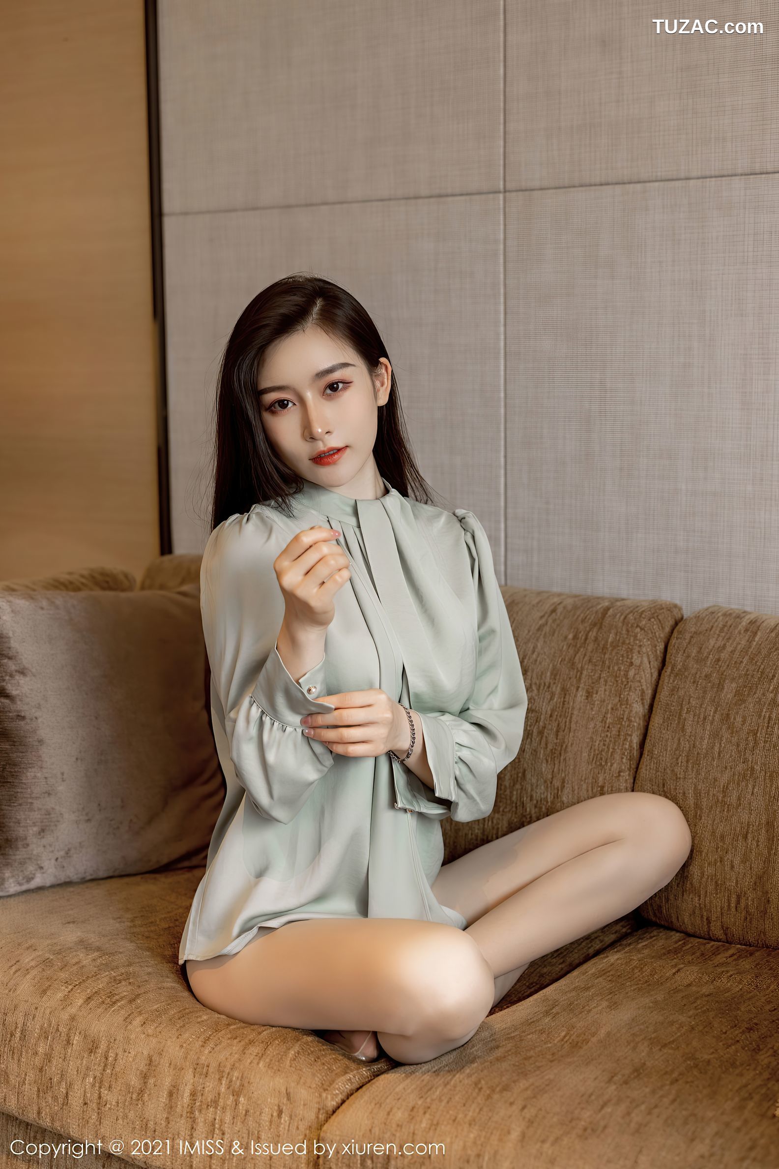 IMiss爱蜜社-617-Vanessa-灰裙职业装白色内衣-2021.07.26