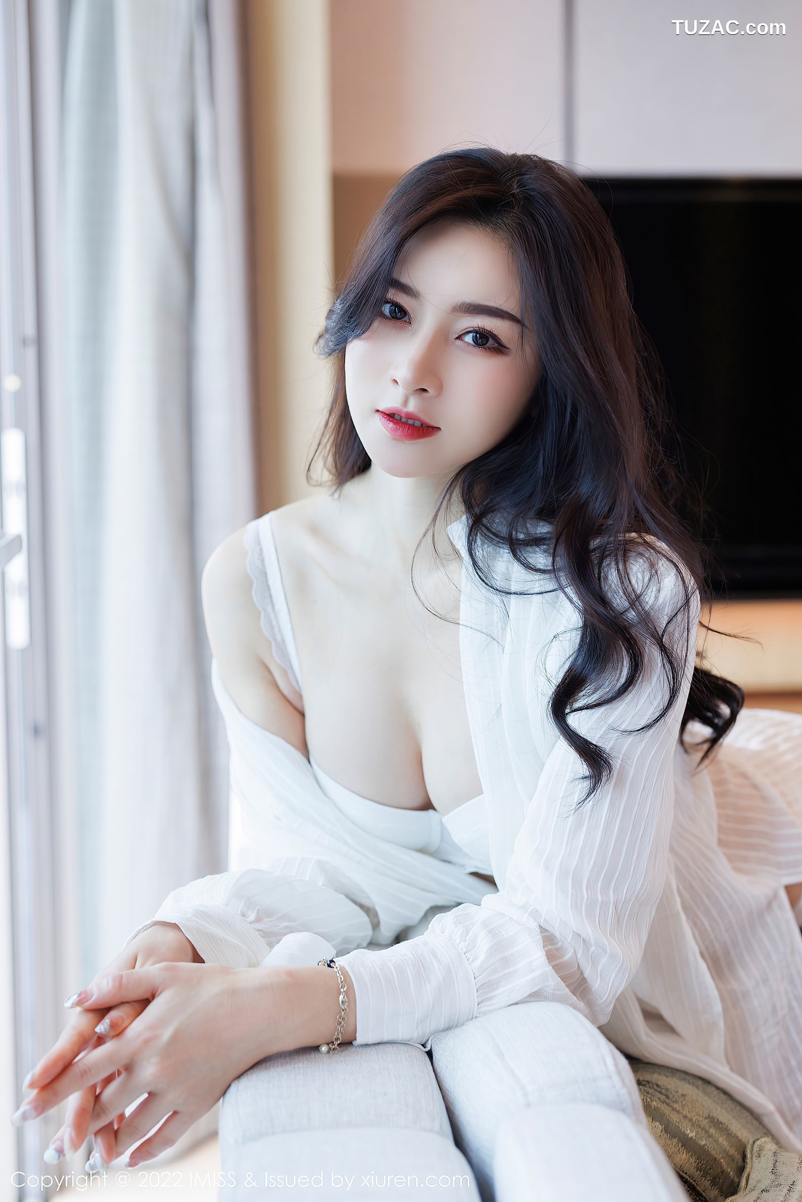 IMiss爱蜜社-656-Vanessa-白色上衣棕色短裙白色内衣-2022.01.25
