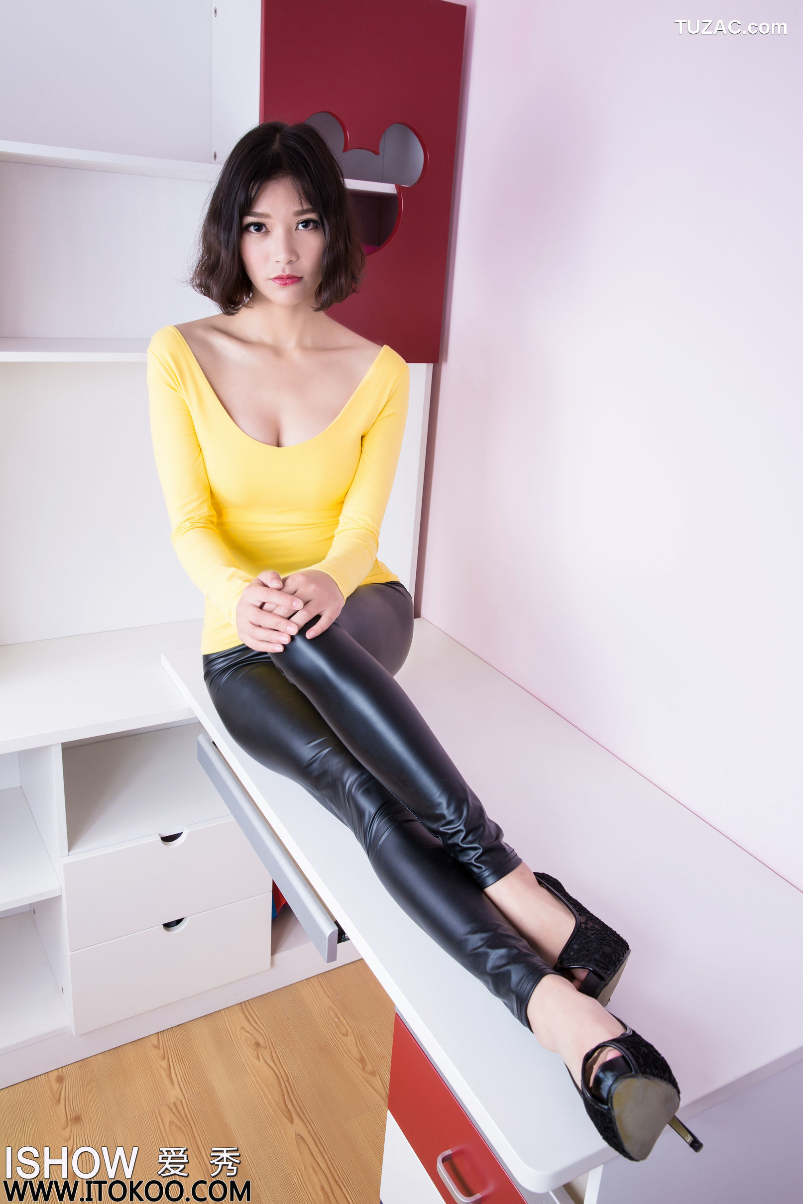 IShow爱秀-019-余菲菲Faye-2015-11-29