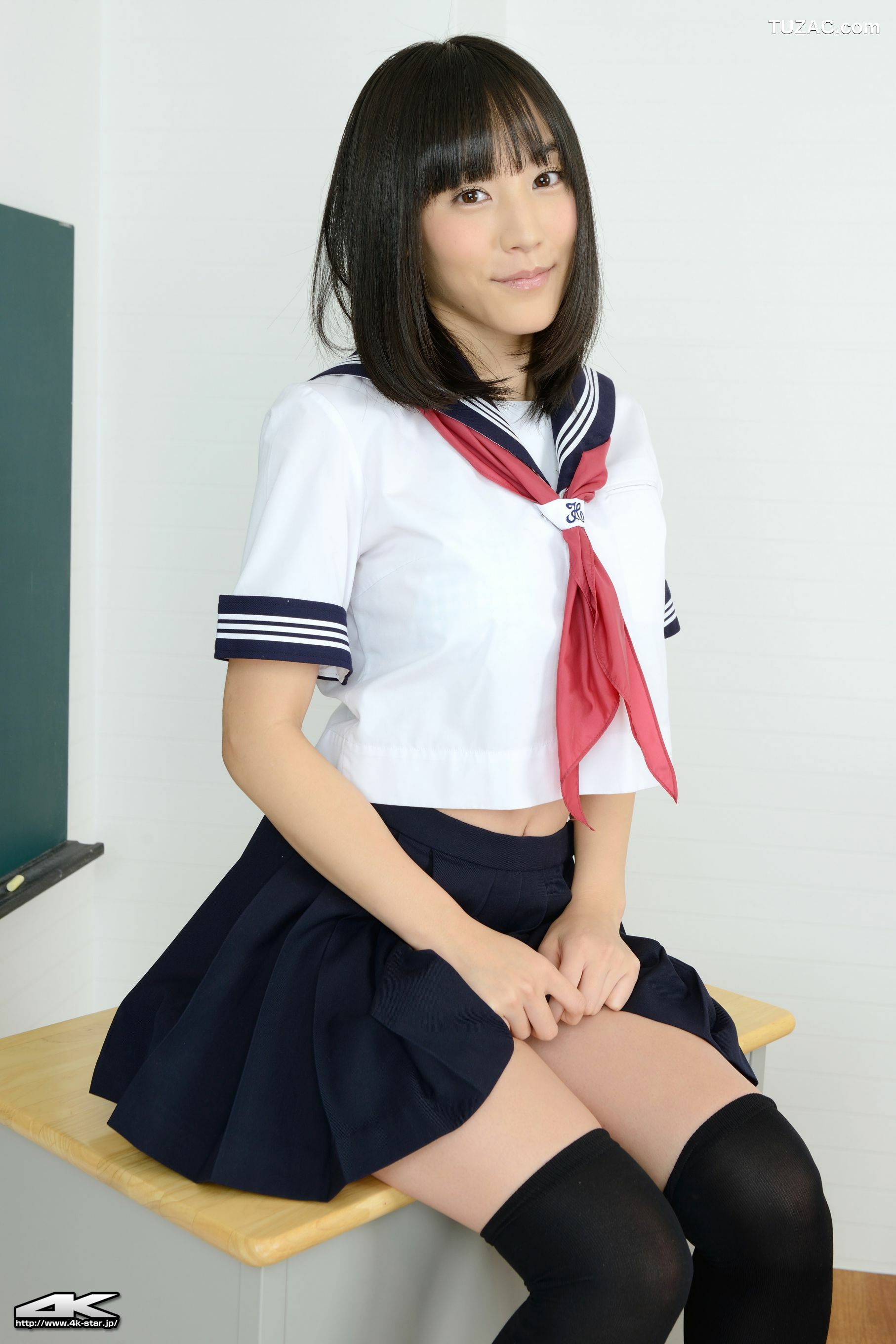 4K-STAR_ NO.00306 浜田由梨 School Girl JK制服 写真集[80P]