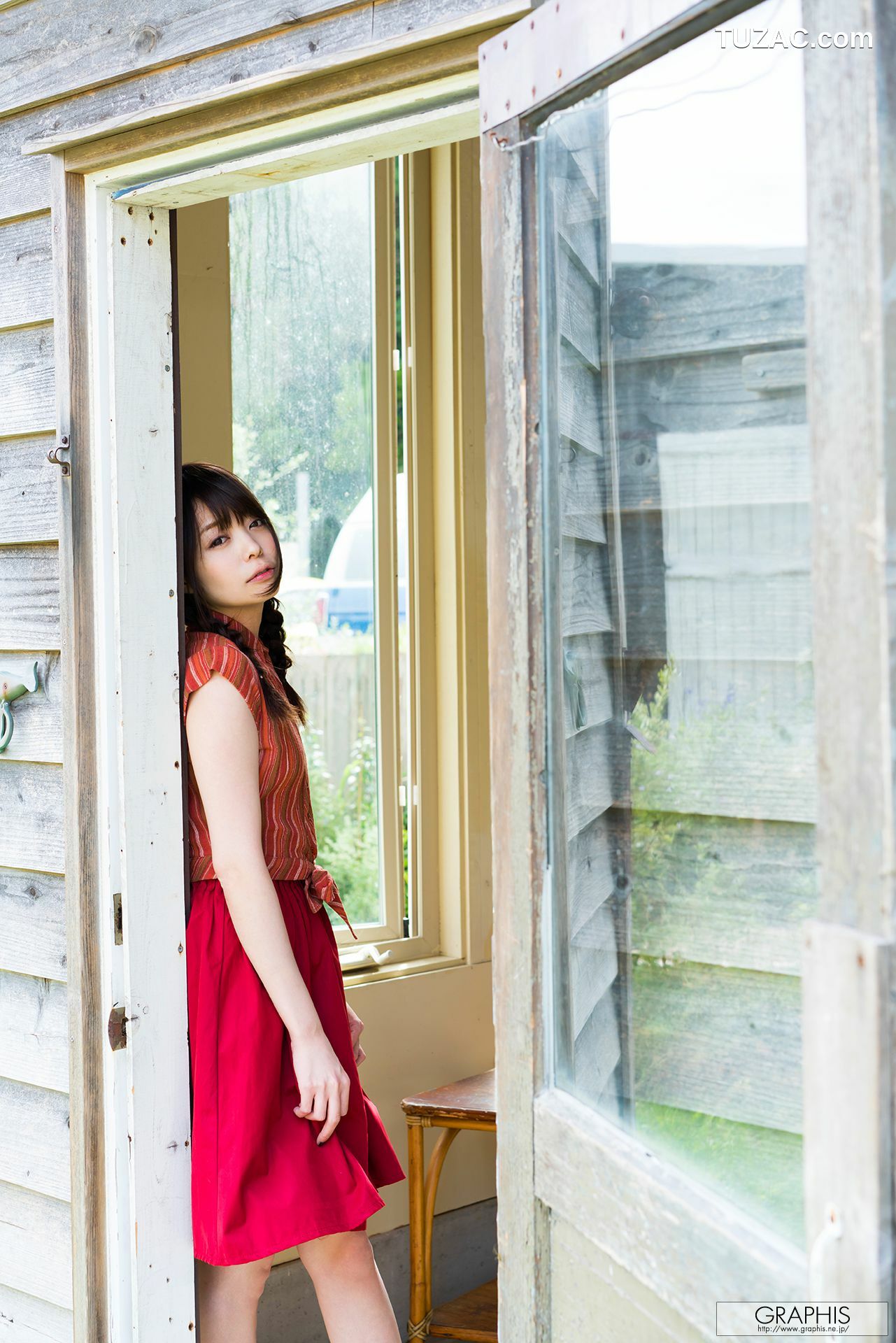 Graphis_Kaname Ootori 凰かなめ/凤香奈芽 First Gravure 初脫ぎ娘 写真集[71P]