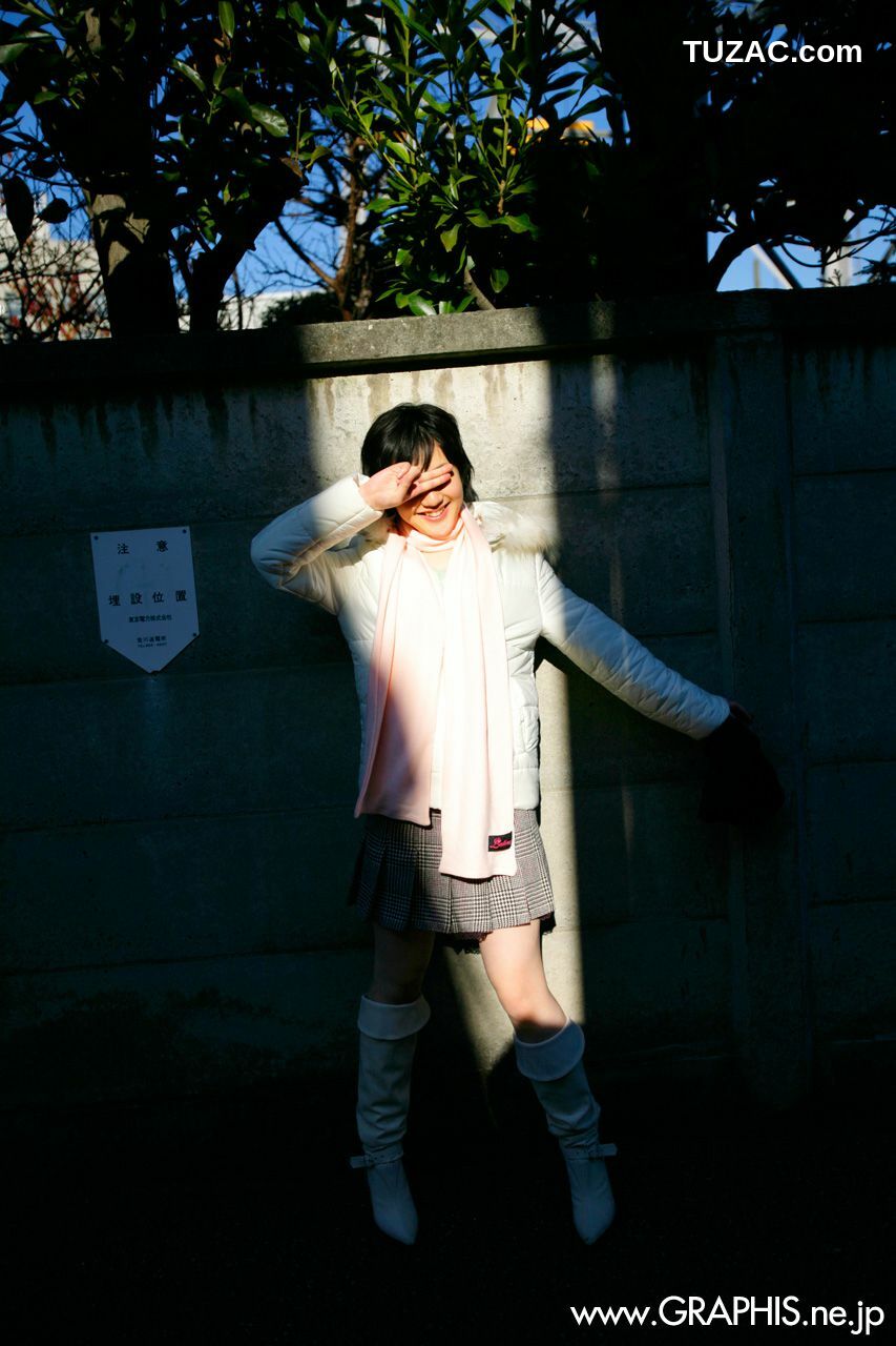 Graphis_Uran Minami 南优兰 First Gravure 初脱ぎ娘 写真集[36P]