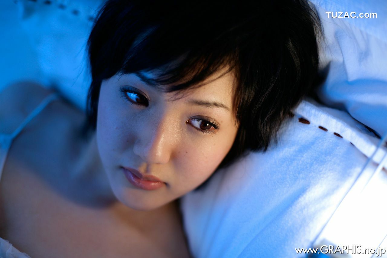 Graphis_Uran Minami 南优兰 First Gravure 初脱ぎ娘 写真集[36P]
