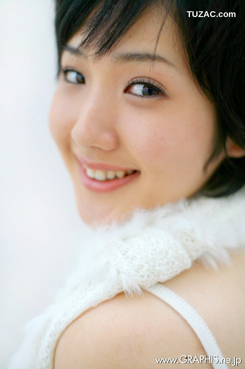 Graphis_Uran Minami 南优兰 First Gravure 初脱ぎ娘 写真集[36P]