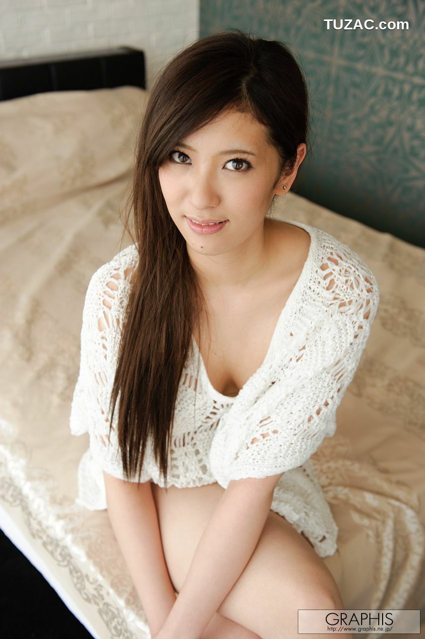 Graphis_Yui Kasuga 春日由衣 First Gravure 初脱ぎ娘 写真集[19P]
