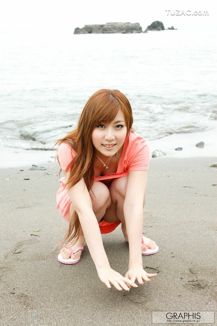 Graphis_あずみ恋/莲美恋 First Gravure 初脱ぎ娘 写真集[33P]