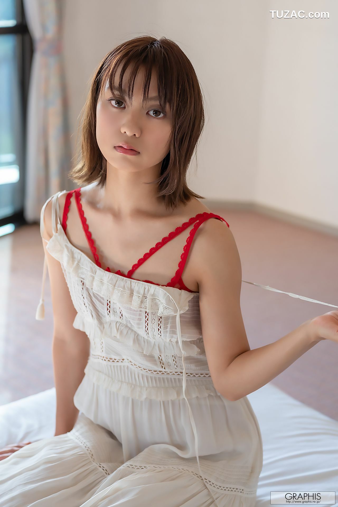 Graphis_もなみ鈴(萌波铃) Suzu Monami First Gravure 初脱ぎ娘 No.167 写真集[62P]