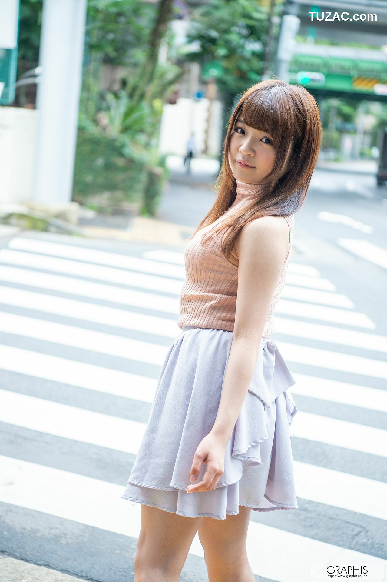 Graphis_初脱ぎ娘 No.166 石原める Meru Ishihara  First Gravure 写真集[80P]