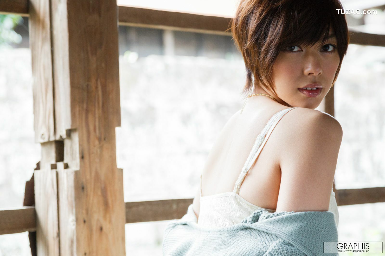 Graphis_卯水咲流/森山綾乃《Oriental Beauty》 Gals 写真集[44P]