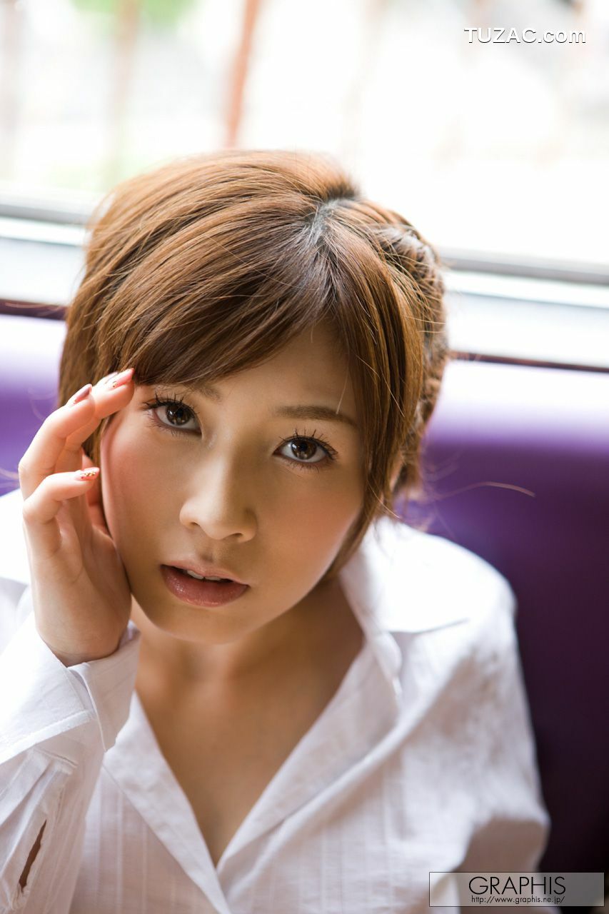 Graphis_奥田咲《Bloom》 Special Contents 写真集[38P]