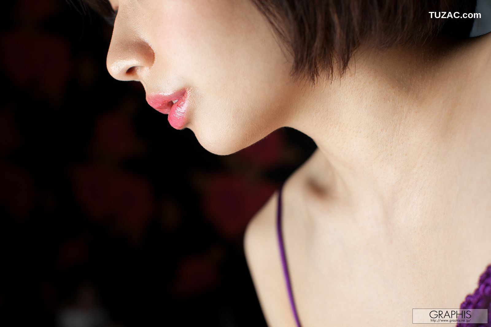 Graphis_成海うるみ/成海丽(広瀬りりあ) First Gravure 初脱ぎ娘 写真集[32P]