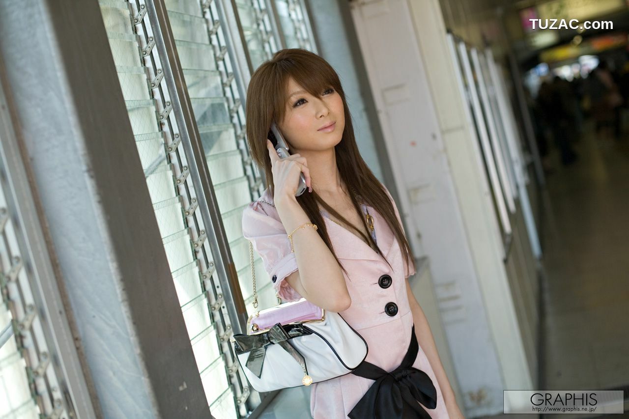 Graphis_桜井梨花《Sparkling Cherry》 Gals 写真集[34P]