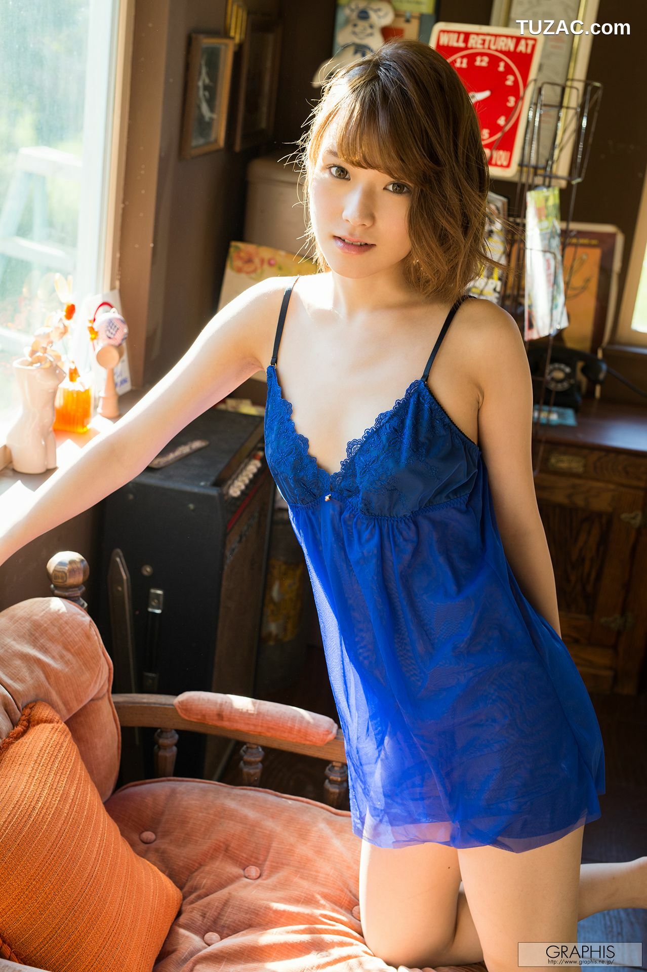 Graphis_椎名そら/椎名空『In Color』 Gals 写真集[45P]