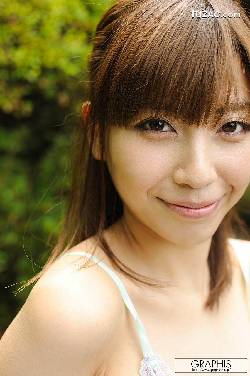 Graphis_横山美雪《Blossoms》 Gals 写真集[32P]