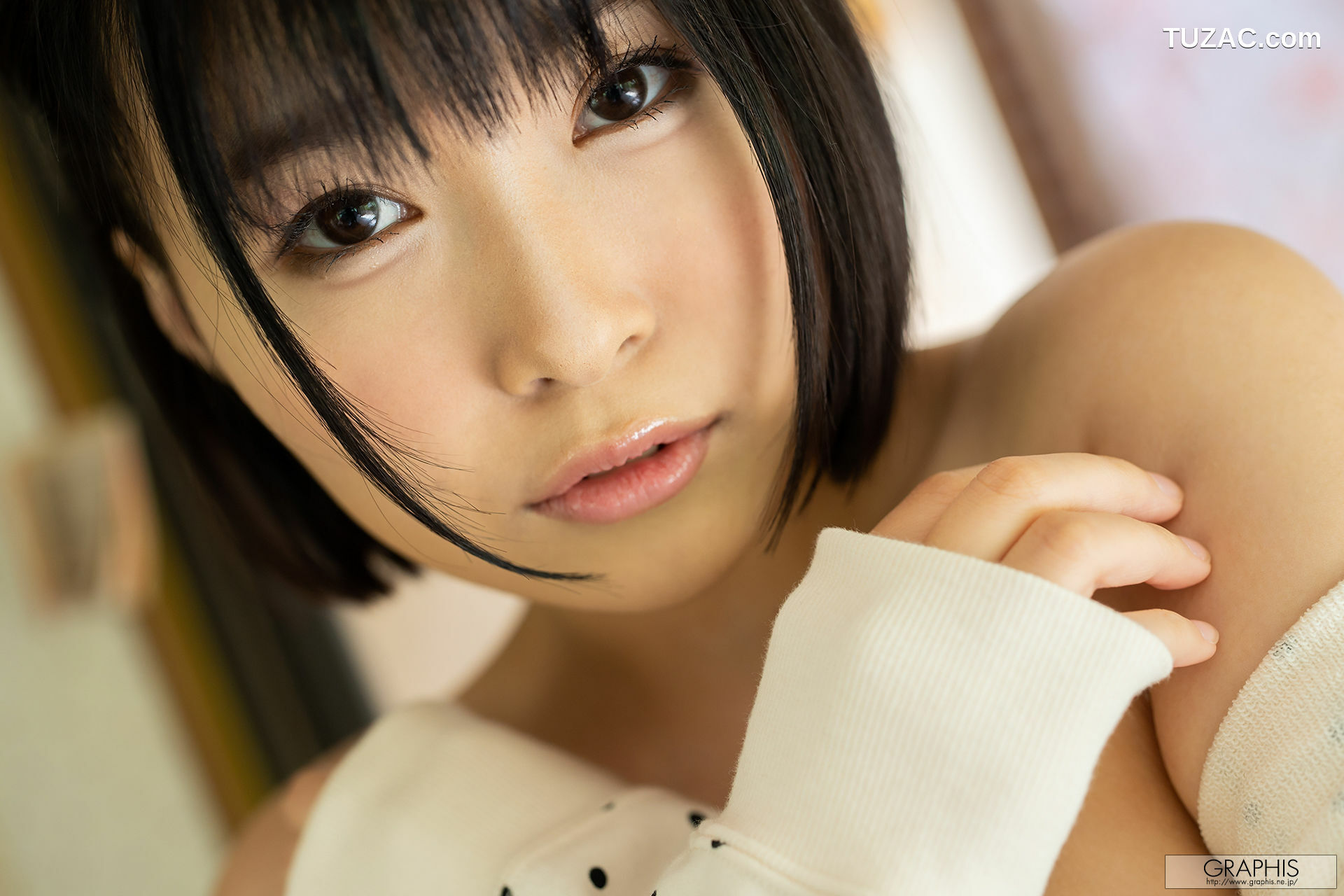 Graphis_河合あすな《Natural beauty melons!》 Gals 写真集[60P]