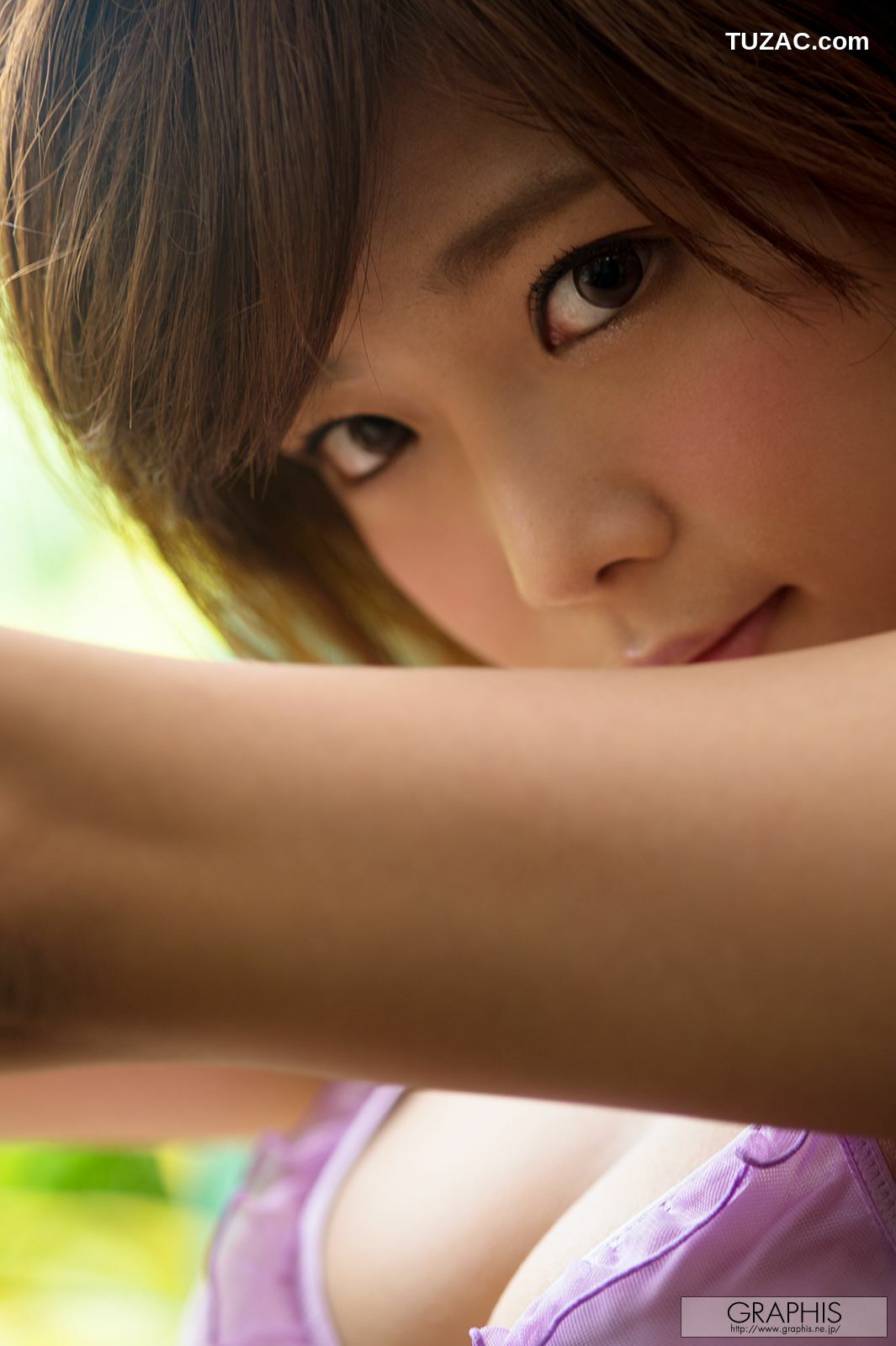 Graphis_紗倉まな《Kisses From You》 Special Contents 写真集[43P]