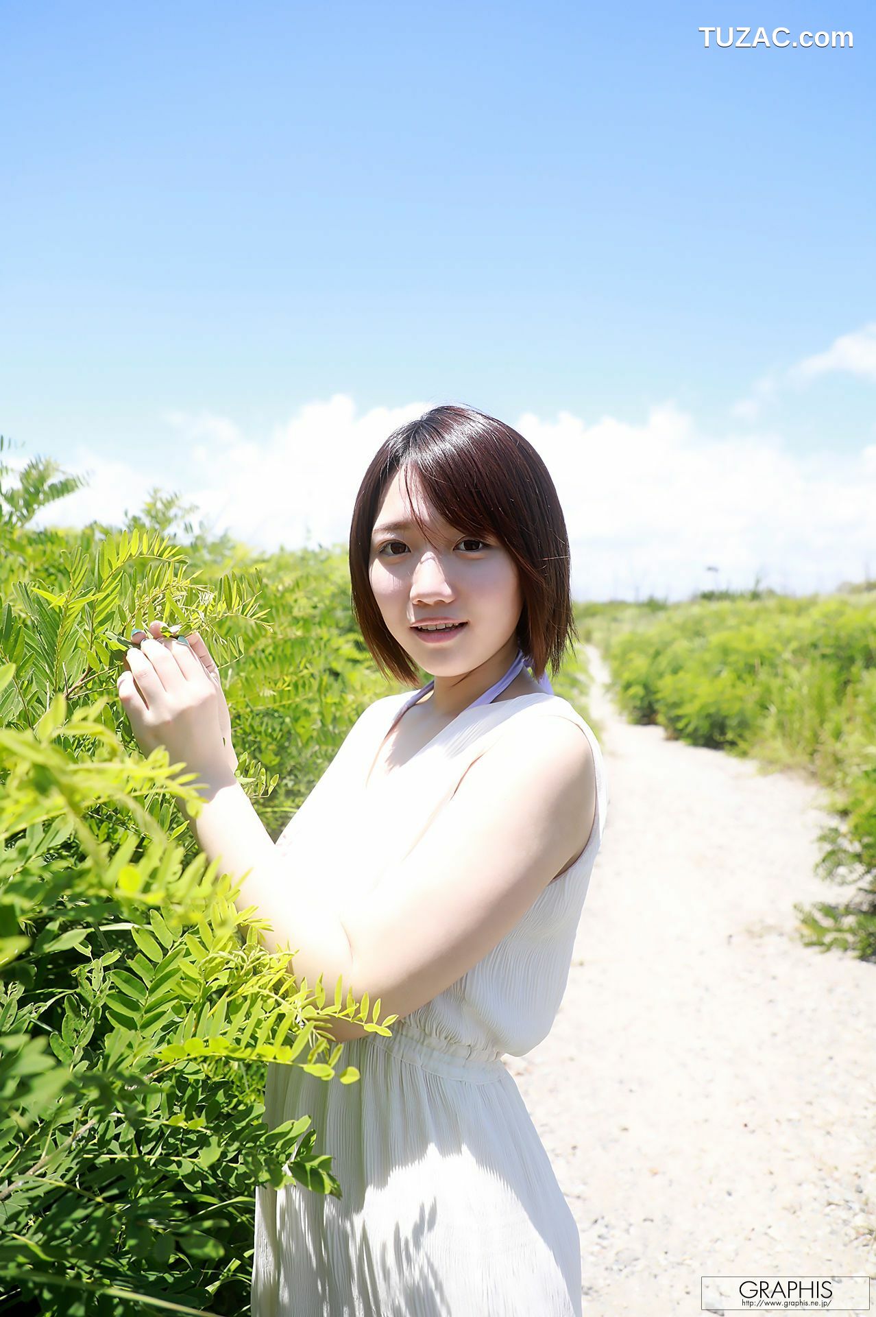 Graphis_菊川みつ葉 Mitsuha Kikukawa Limited Edition 写真集[11P]