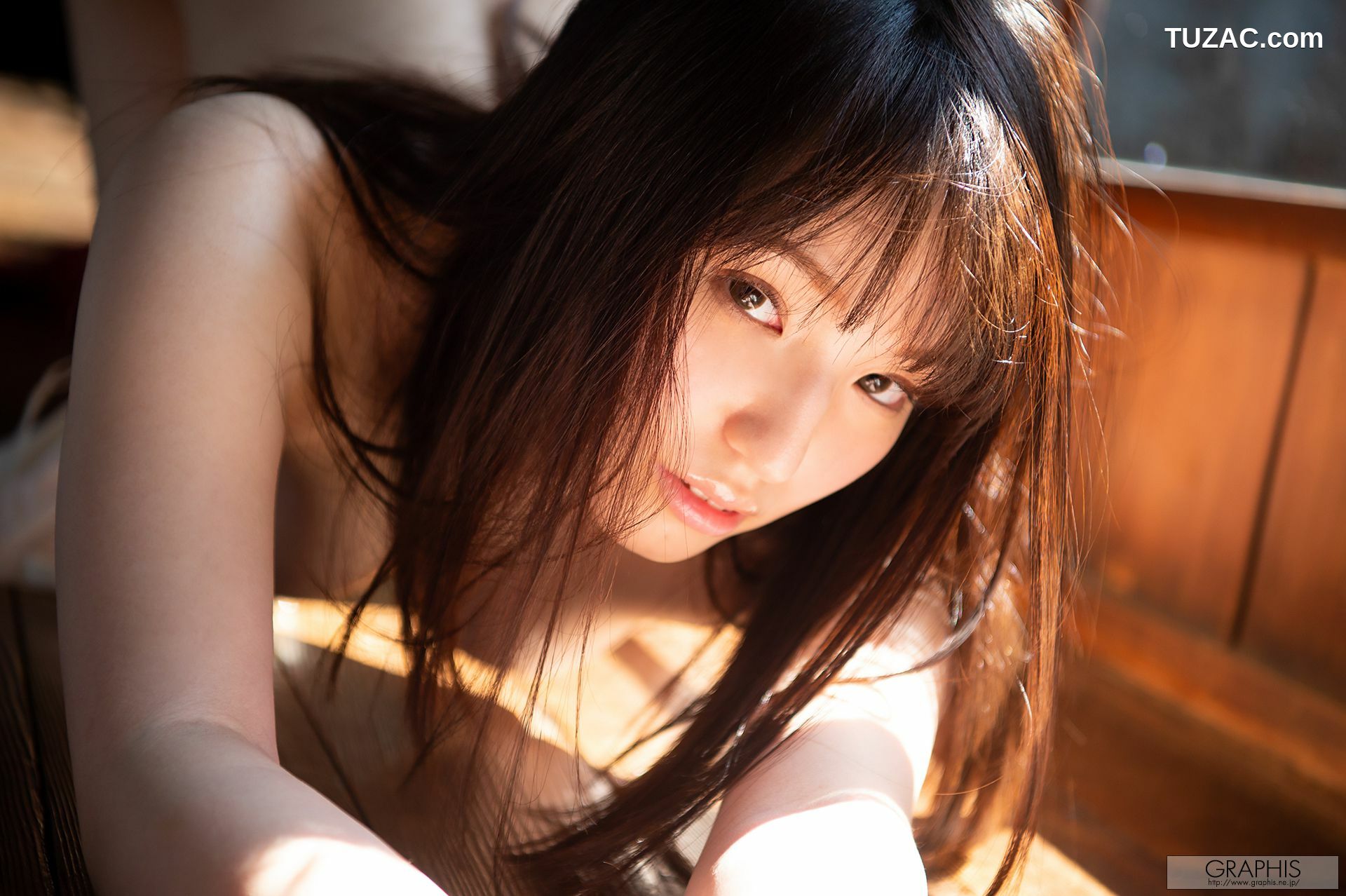 Graphis_野々原なずな 《Corfo fofo》 Gals448 写真集[42P]