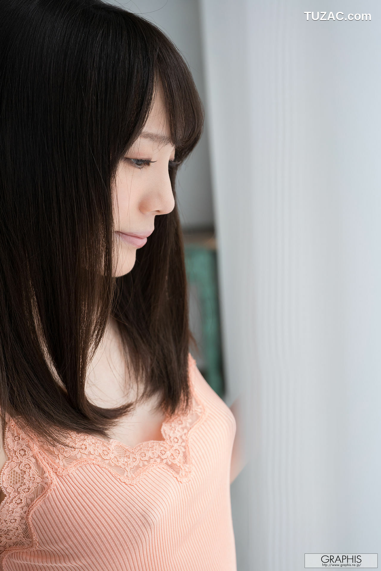 Graphis_鈴村あいり/铃村爱里《Sexually Attractive》 Gals 写真集[64P]