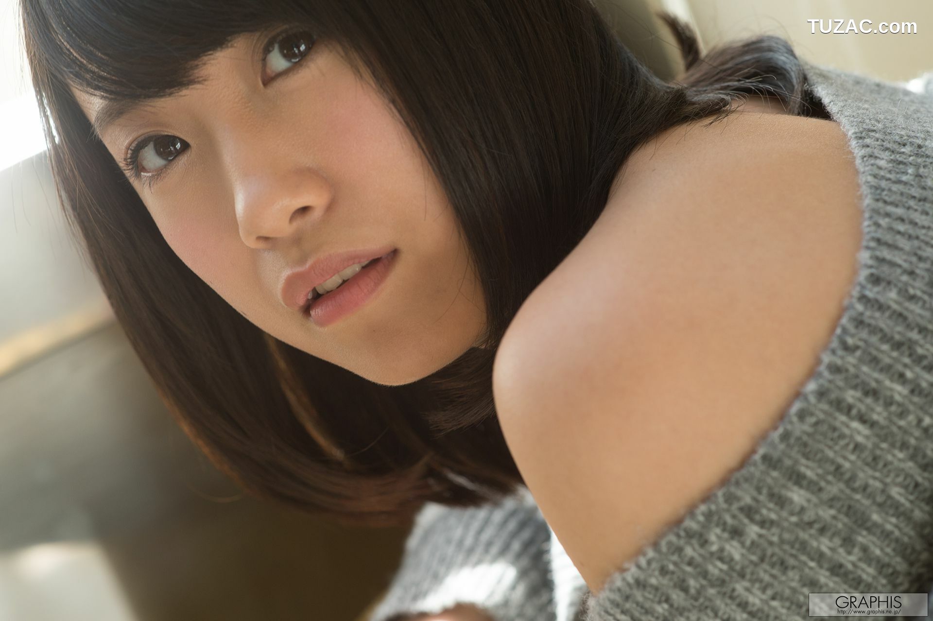 Graphis_長瀬麻美《Soft &amp;amp; Wet》 Gals 写真集[12P]