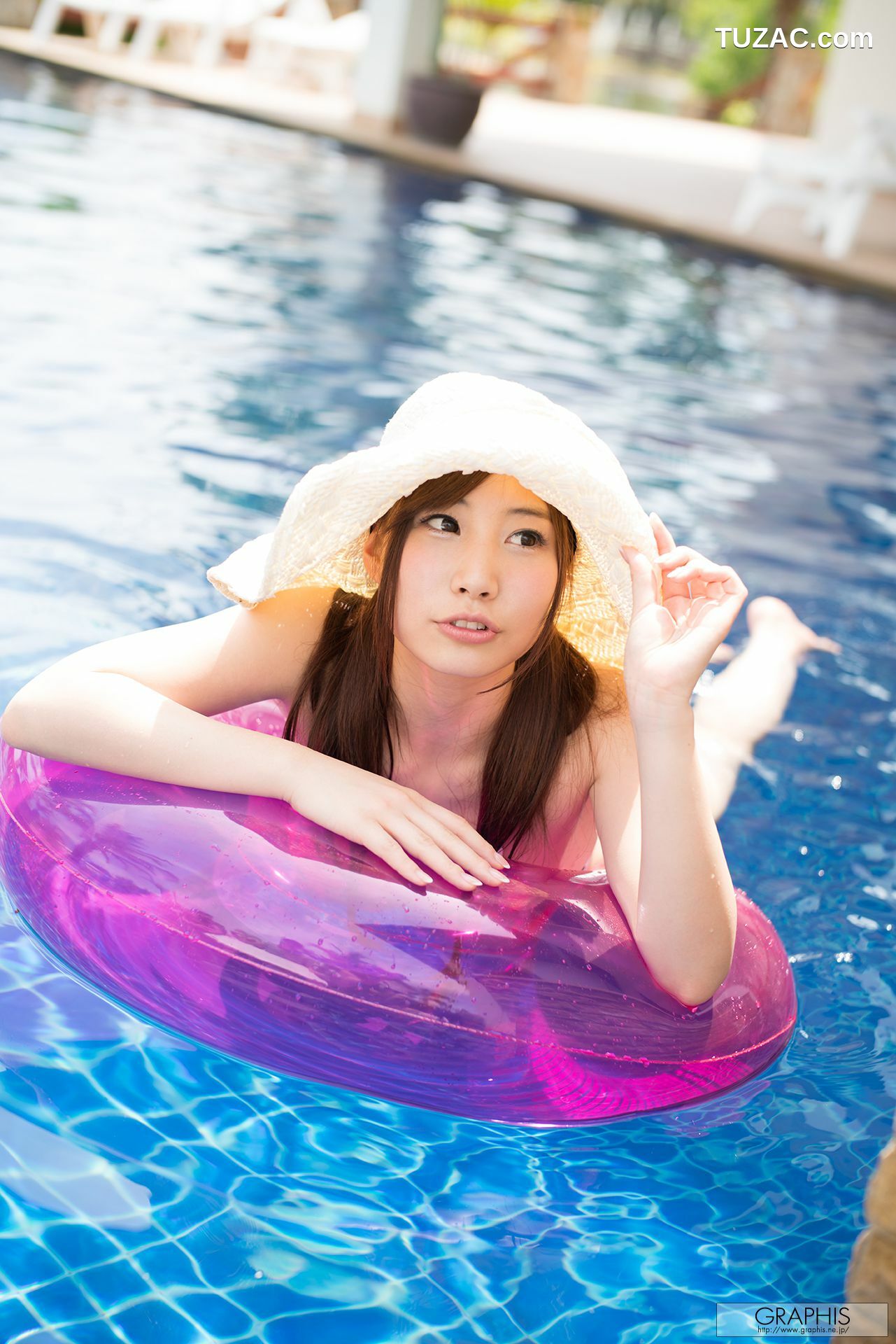 Graphis_長谷川るい『Pleasant Vacation』 Gals 写真集[44P]